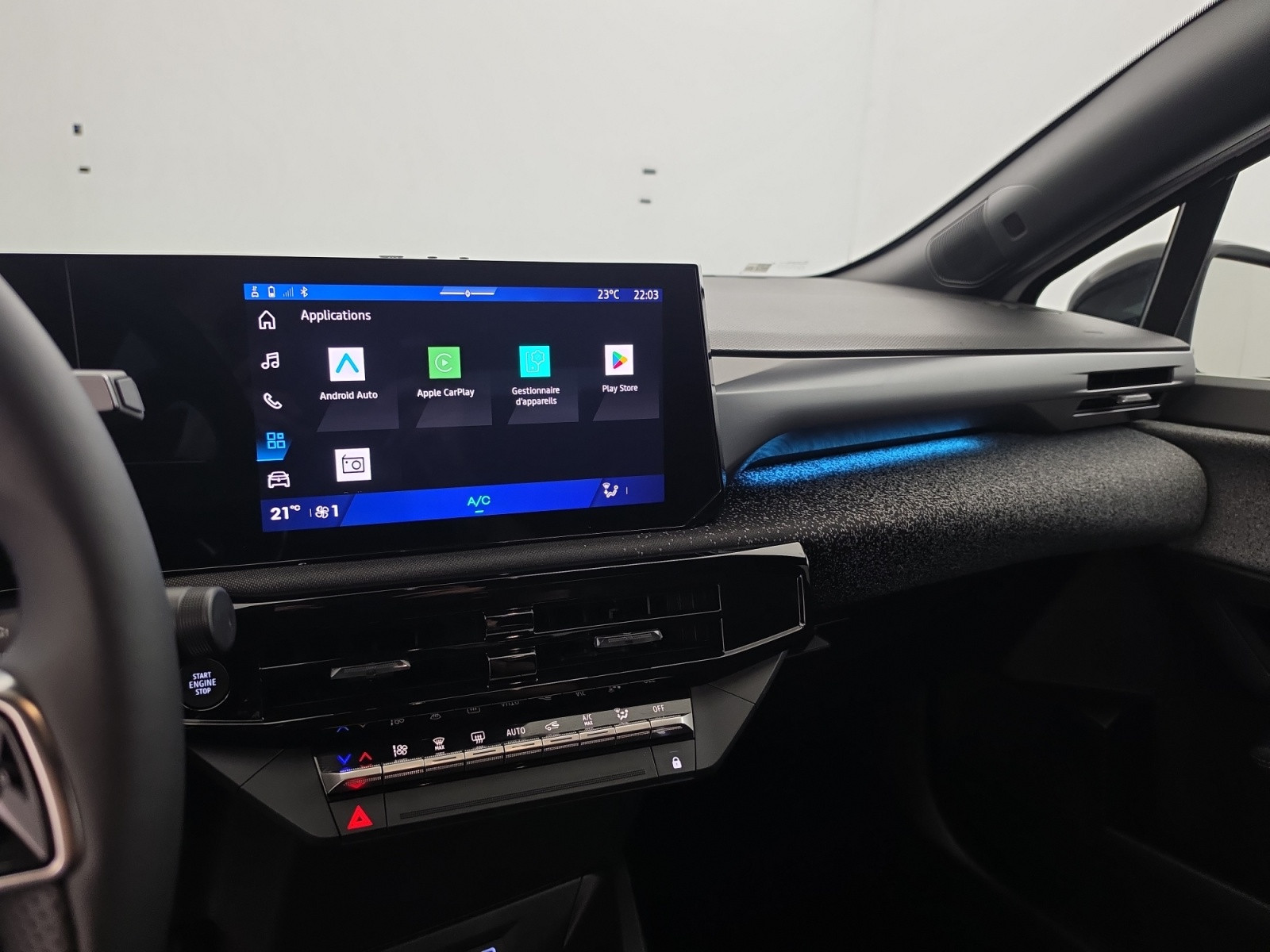Vente en ligne Renault Clio 6 Clio E-Tech full hybrid 160 ch au prix de 25 900 €