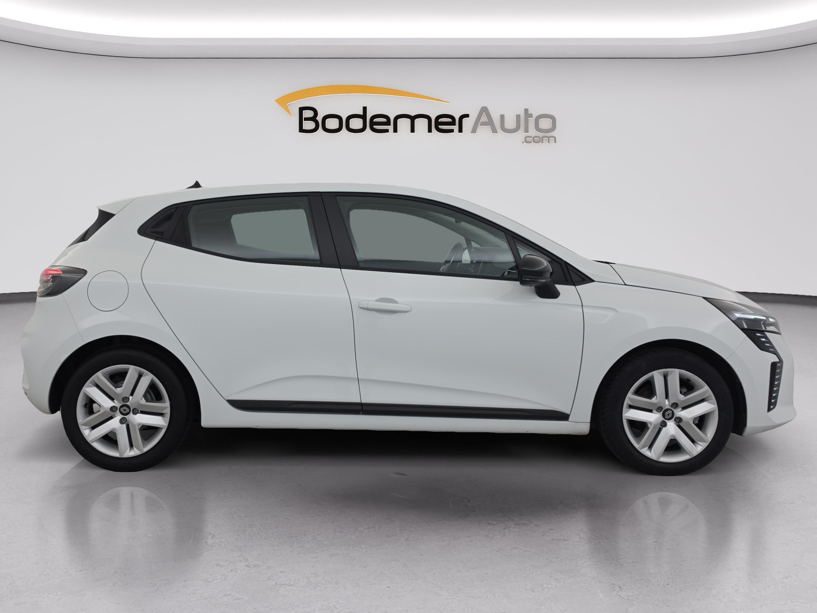 Vente en ligne Renault Clio 5 Clio E-Tech full hybrid 145 ch GSR2 au prix de 14 990 €