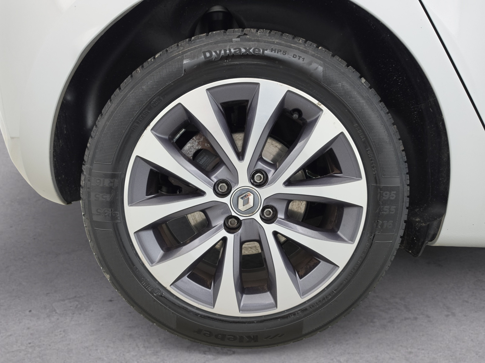Vente en ligne Renault Clio 5 Clio TCe 90 - 21 au prix de 14 990 €