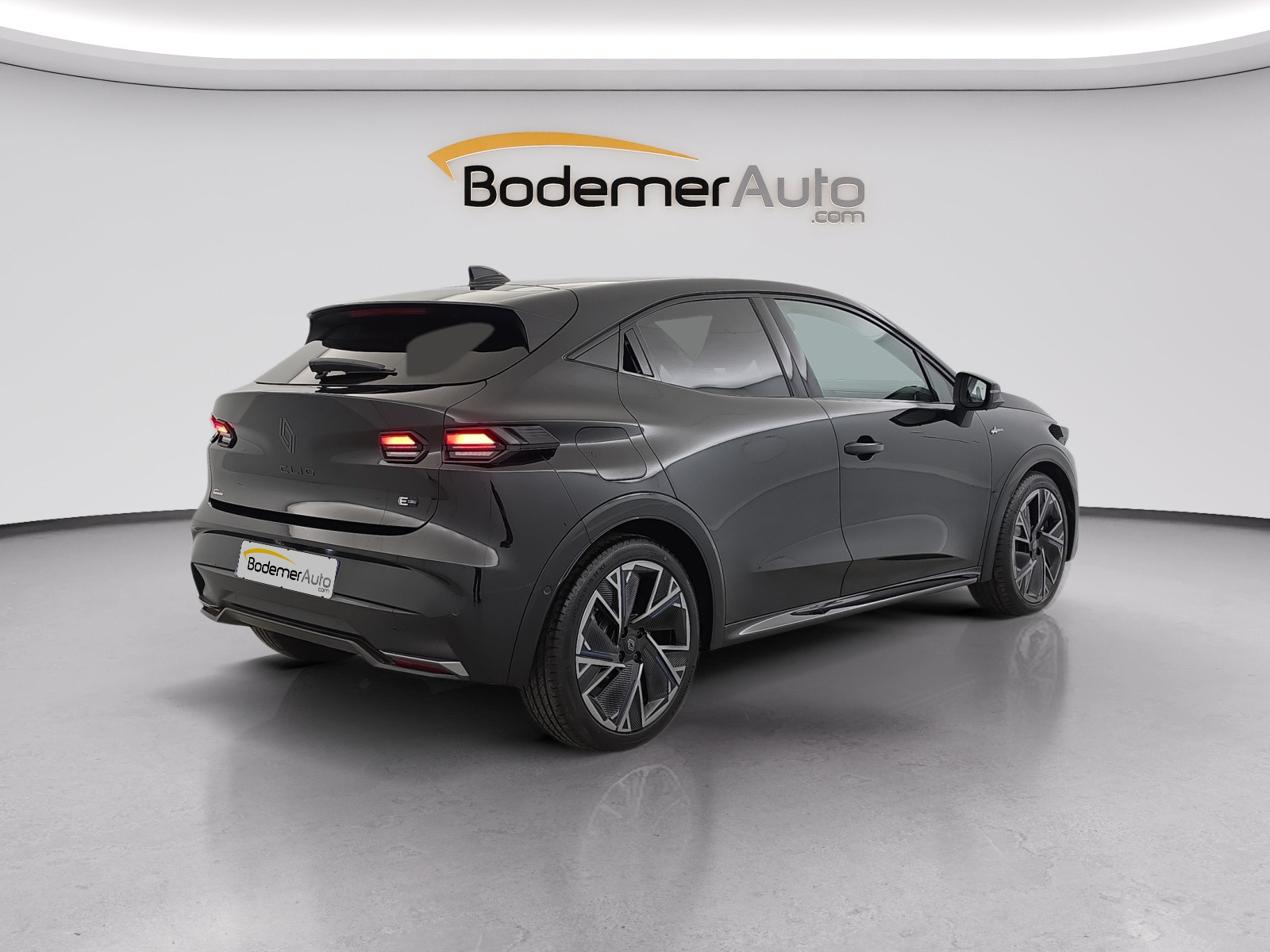 Vente en ligne Renault Clio 6 Clio E-Tech full hybrid 160 ch au prix de 28 490 €