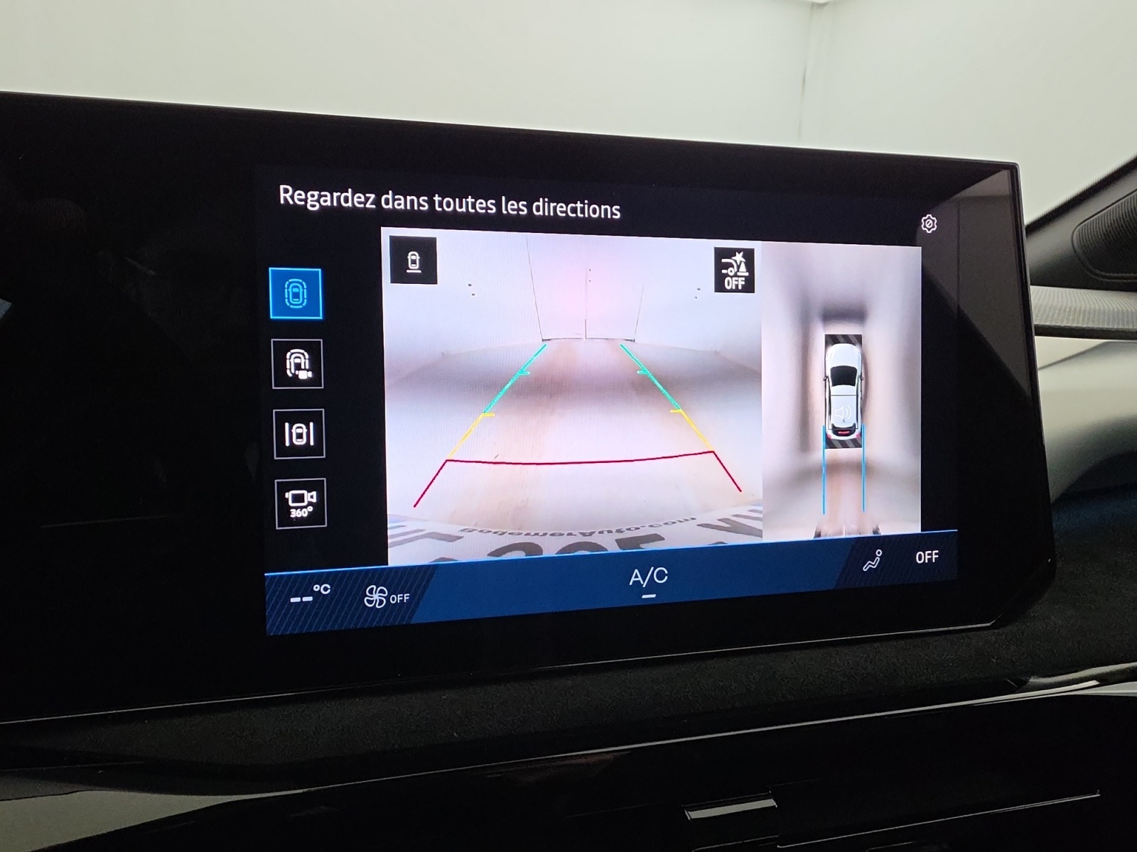 Vente en ligne Renault Clio 6 Clio E-Tech full hybrid 160 ch au prix de 28 490 €