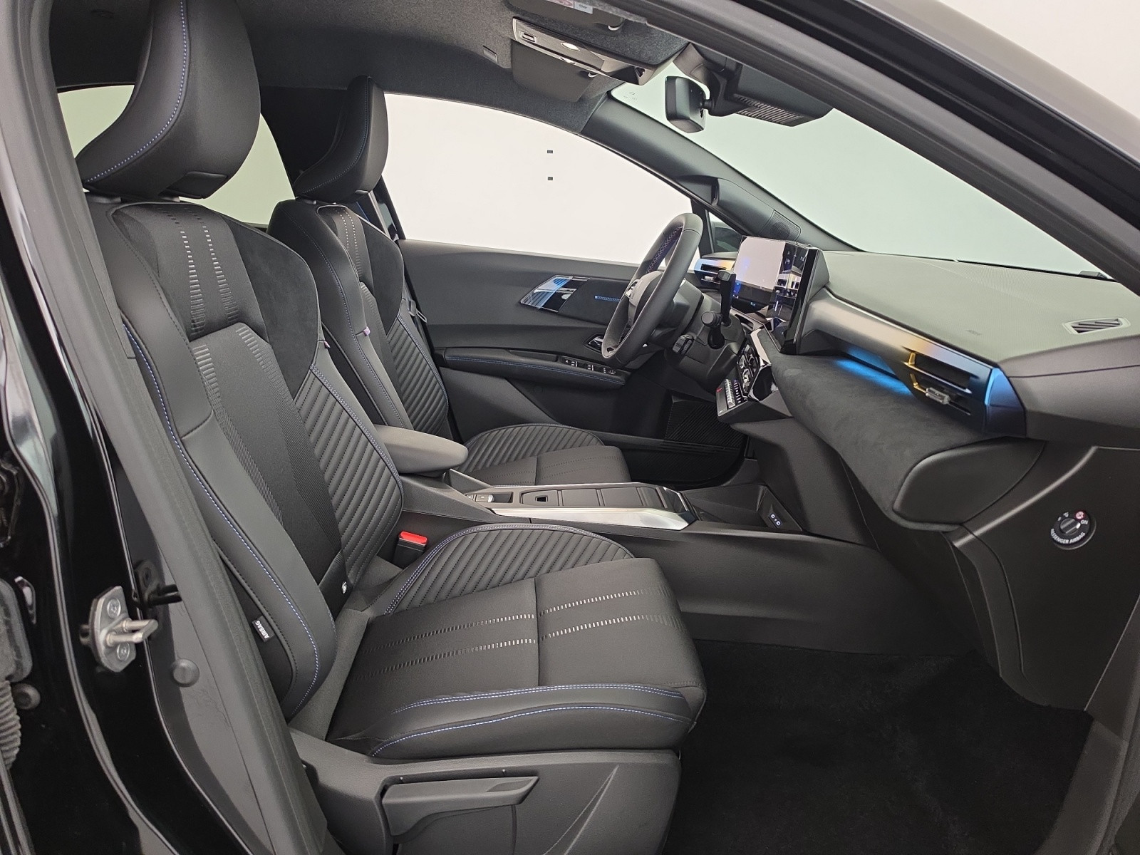 Vente en ligne Renault Clio 6 Clio E-Tech full hybrid 160 ch au prix de 28 490 €