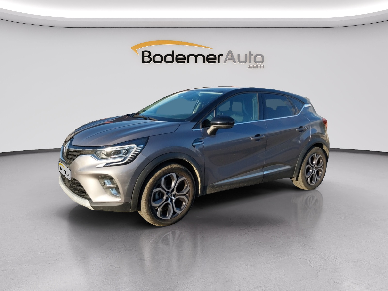 Renault Captur  E-Tech hybride rechargeable 160 occasion de 2023 en vente à Brest