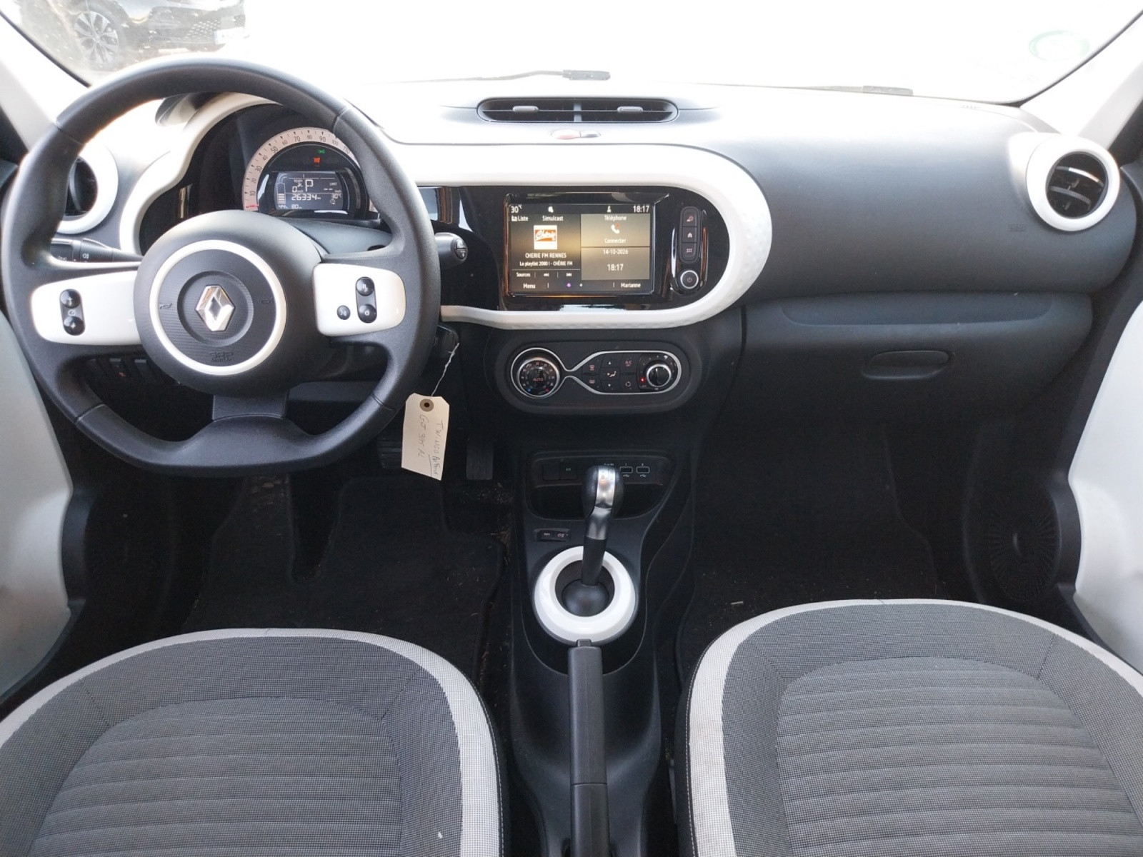Vente en ligne Renault Twingo Electrique Twingo III E-Tech au prix de 11 990 €