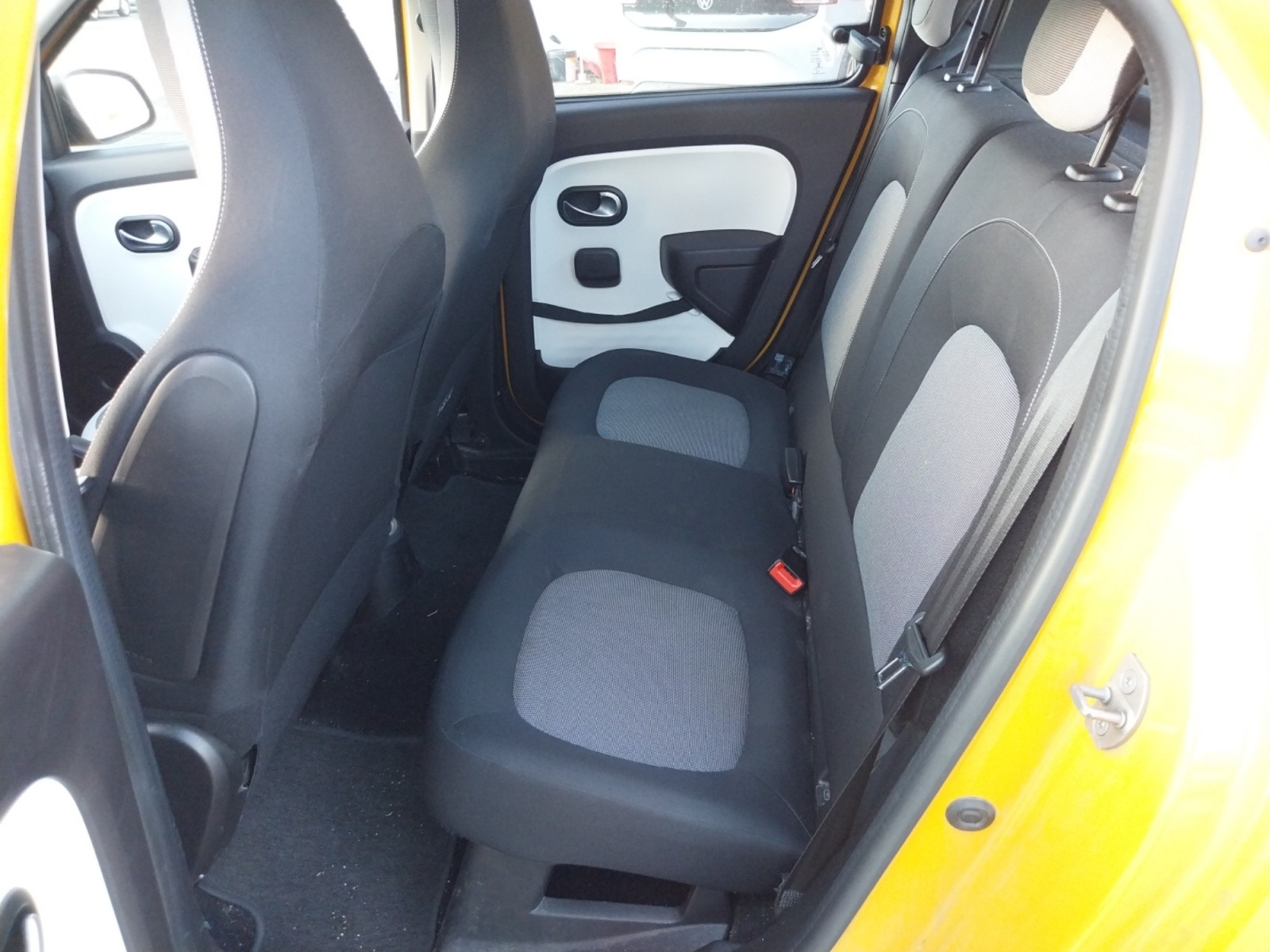 Vente en ligne Renault Twingo Electrique Twingo III E-Tech au prix de 11 990 €