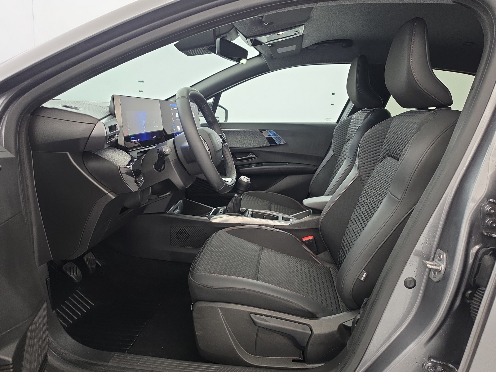 Vente en ligne Renault Clio 6 Clio TCe 115 ch au prix de 21 990 €