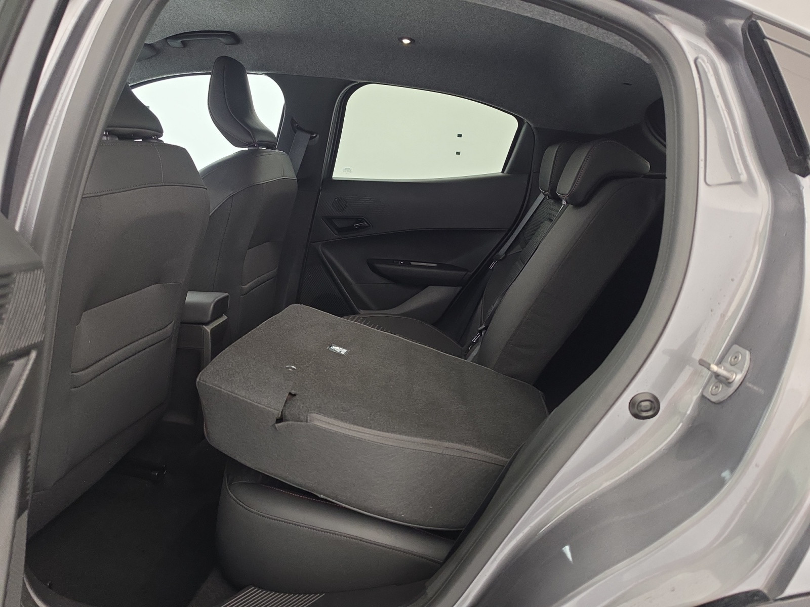 Vente en ligne Renault Clio 6 Clio TCe 115 ch au prix de 21 990 €