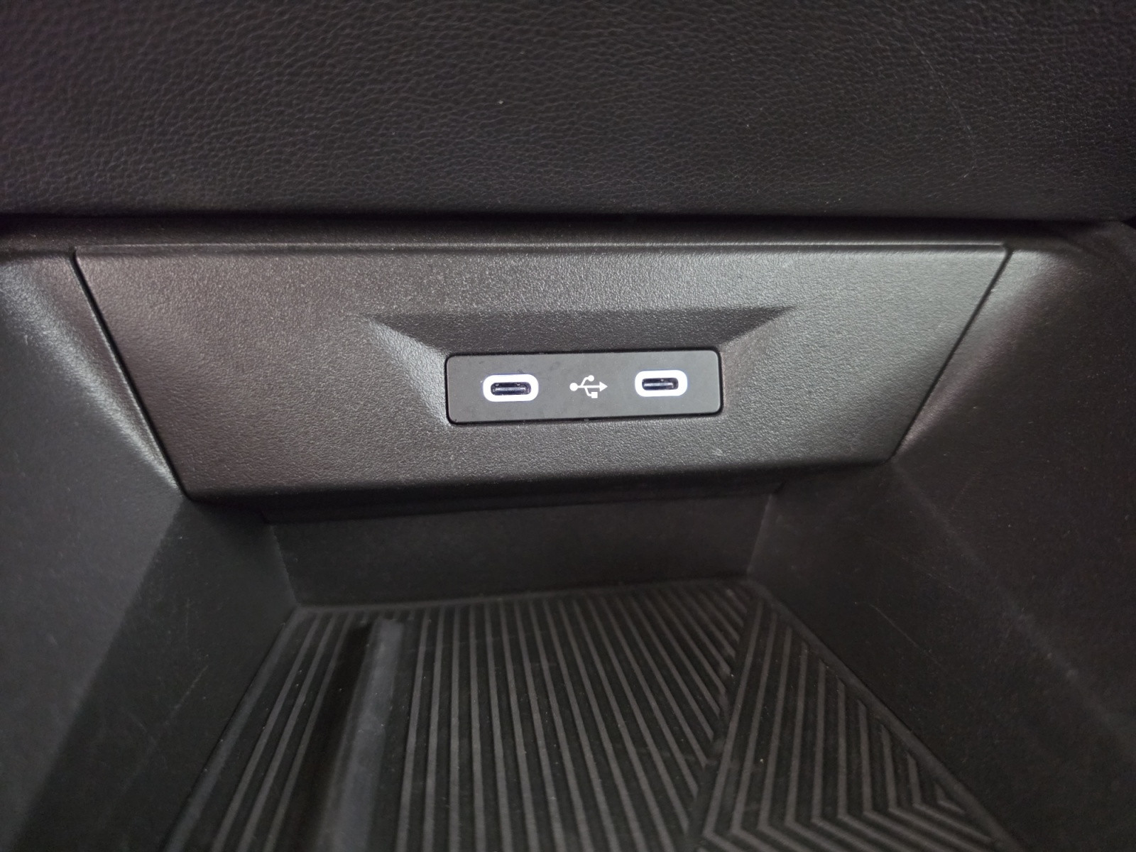 Vente en ligne Renault Clio 6 Clio TCe 115 ch au prix de 21 990 €