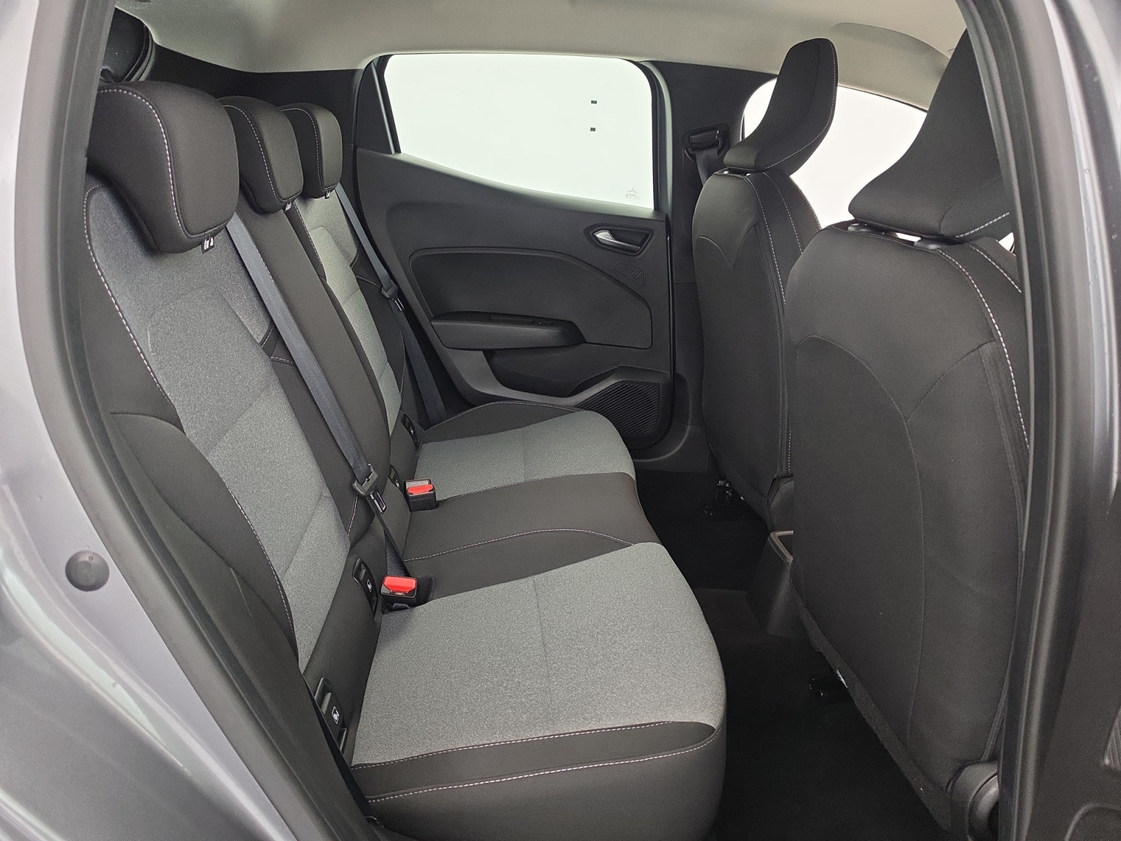 Vente en ligne Renault Clio 5 Clio Blue dCi 100 ch GSR2 au prix de 16 590 €