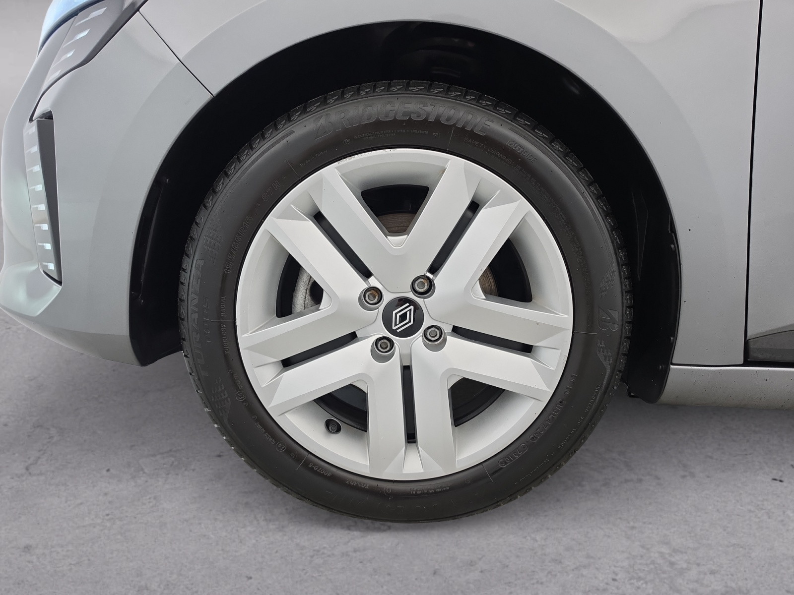 Vente en ligne Renault Clio 5 Clio Blue dCi 100 ch GSR2 au prix de 16 590 €