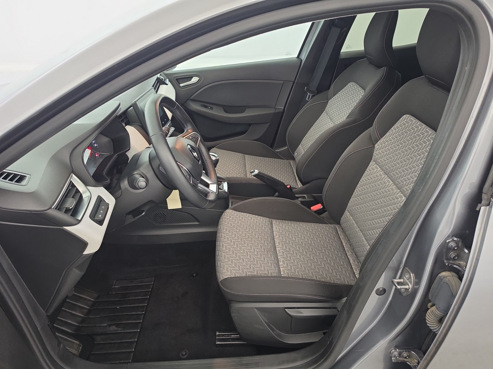 Vente en ligne Renault Clio 5 Clio Blue dCi 100 au prix de 13 990 €