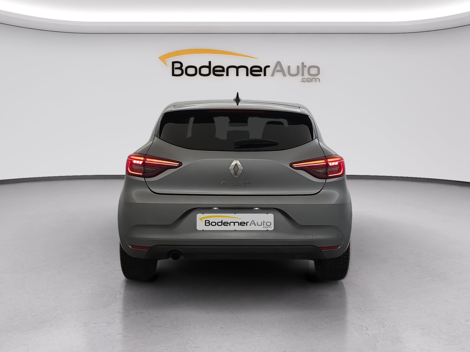 Vente en ligne Renault Clio 5 Clio Blue dCi 100 au prix de 13 990 €