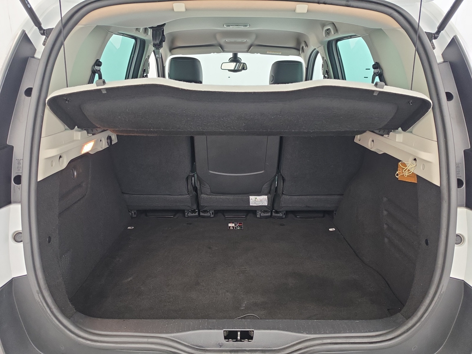 Vente en ligne Renault Scenic Xmod  dCi 130 Energy eco2 au prix de 11 990 €