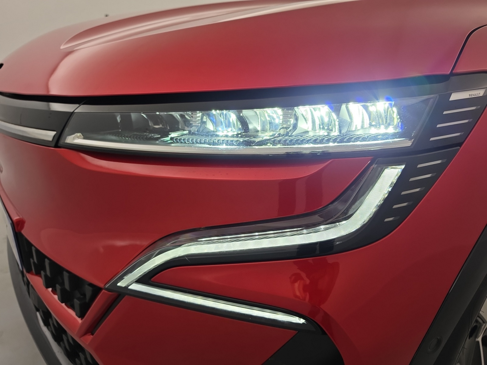 Vente en ligne Renault Megane E-Tech  220 ch autonomie confort GSR2 au prix de 30 990 €