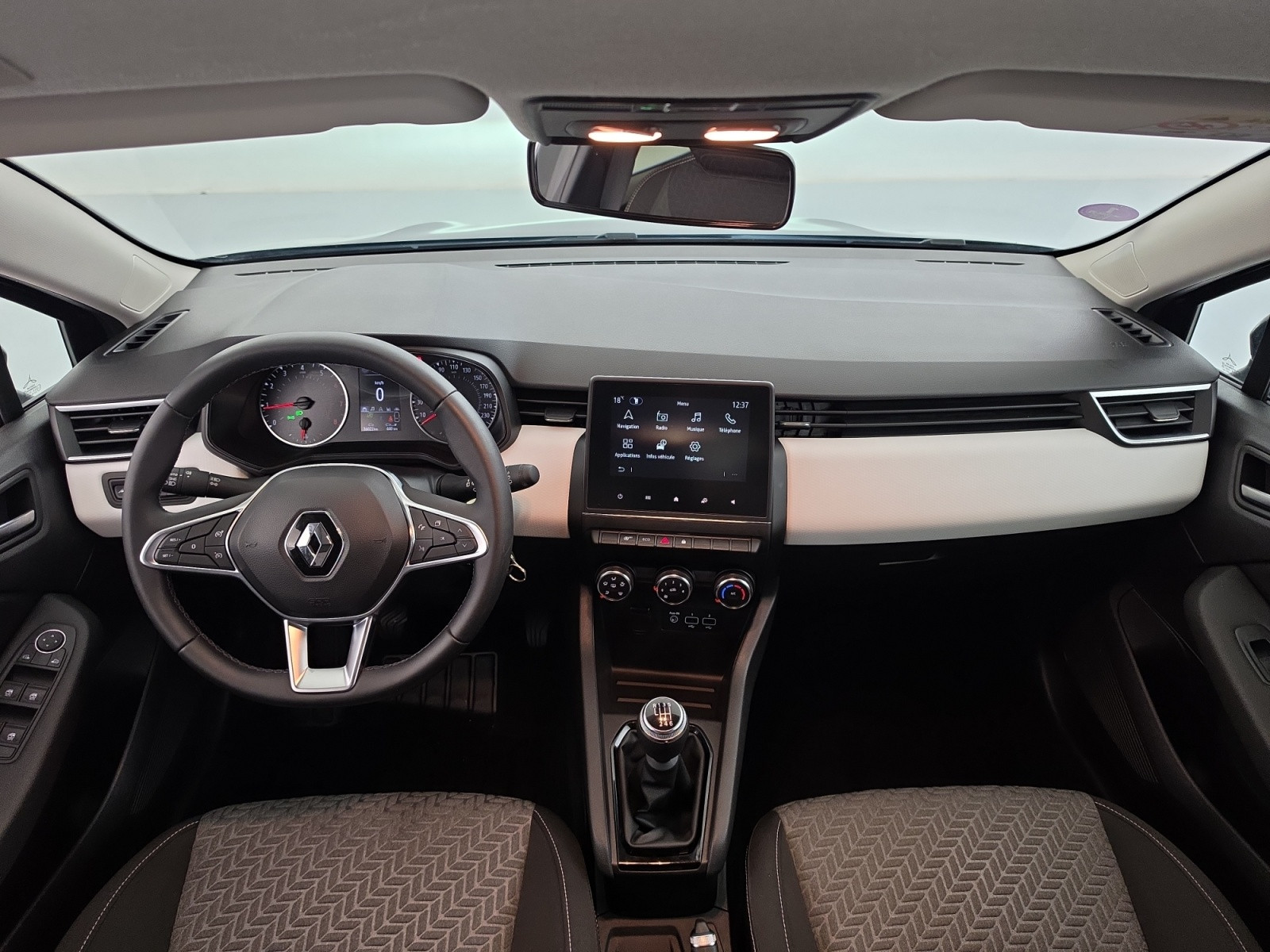 Vente en ligne Renault Clio 5 Clio TCe 90 au prix de 14 590 €