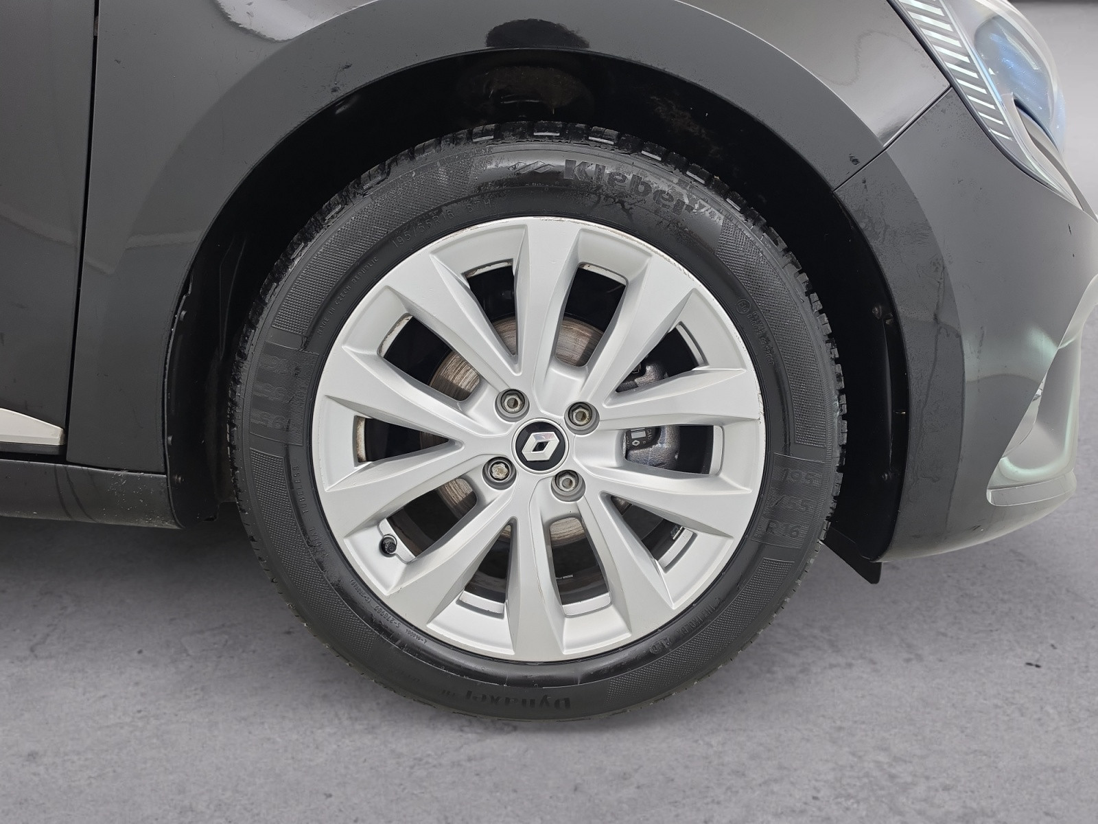 Vente en ligne Renault Clio 5 Clio TCe 90 au prix de 14 590 €