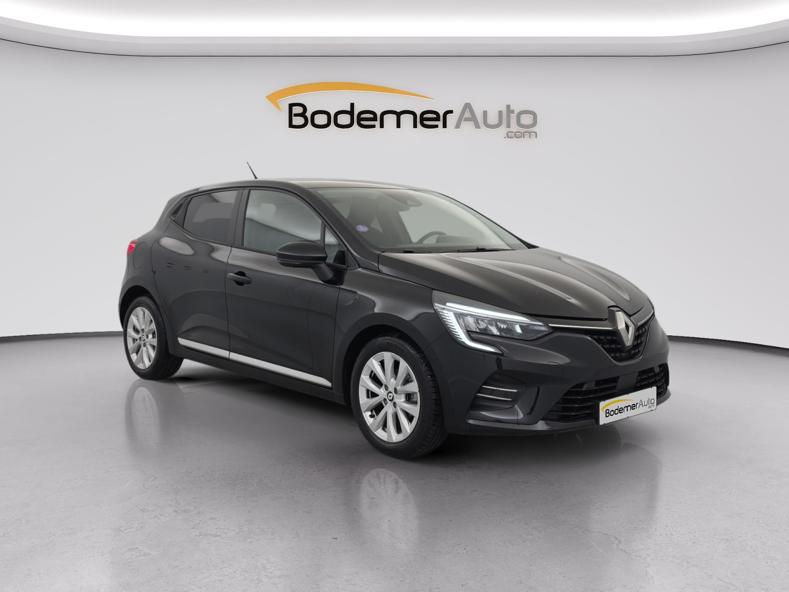 Vente en ligne Renault Clio 5 Clio TCe 90 au prix de 14 590 €