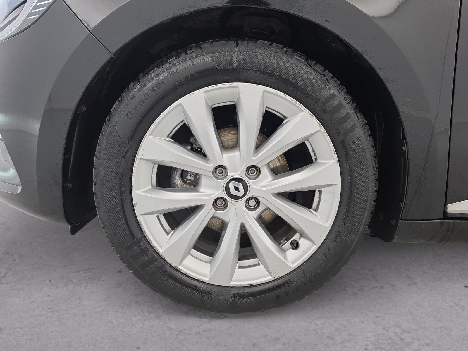 Vente en ligne Renault Clio 5 Clio TCe 90 au prix de 14 590 €