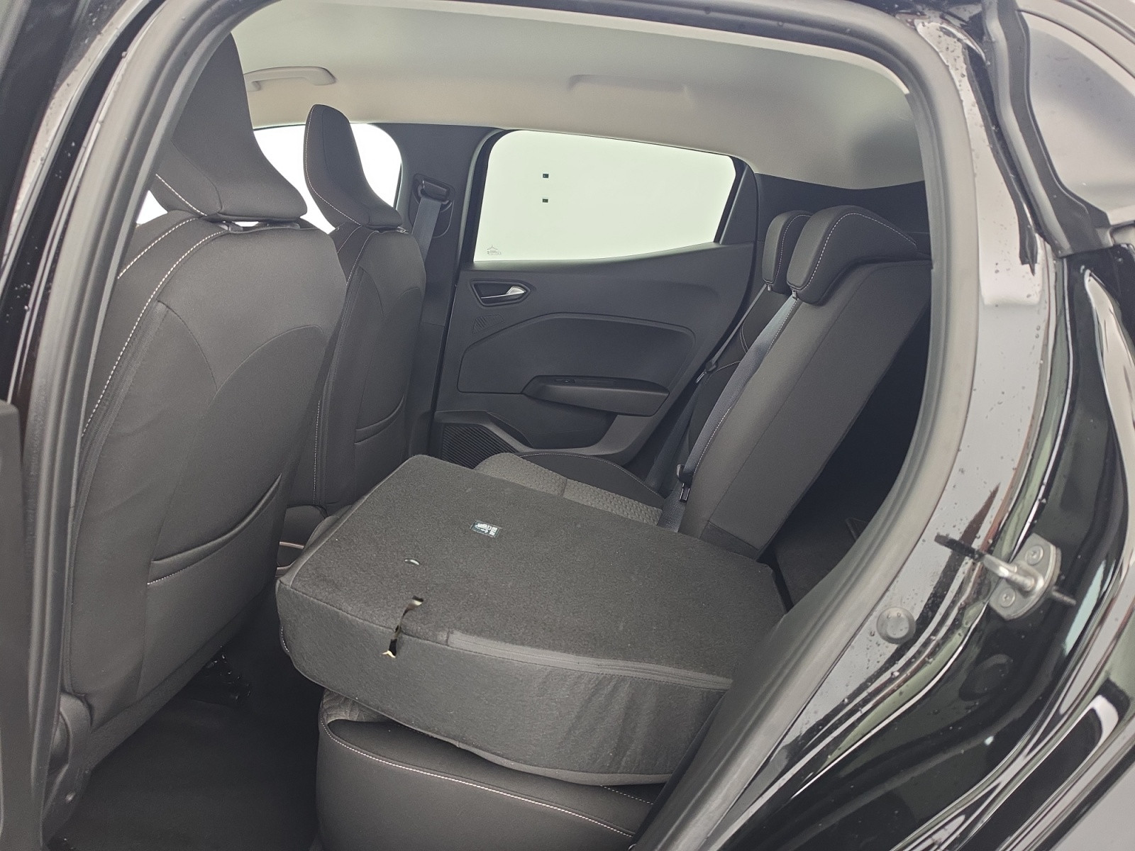 Vente en ligne Renault Clio 5 Clio TCe 90 au prix de 14 590 €