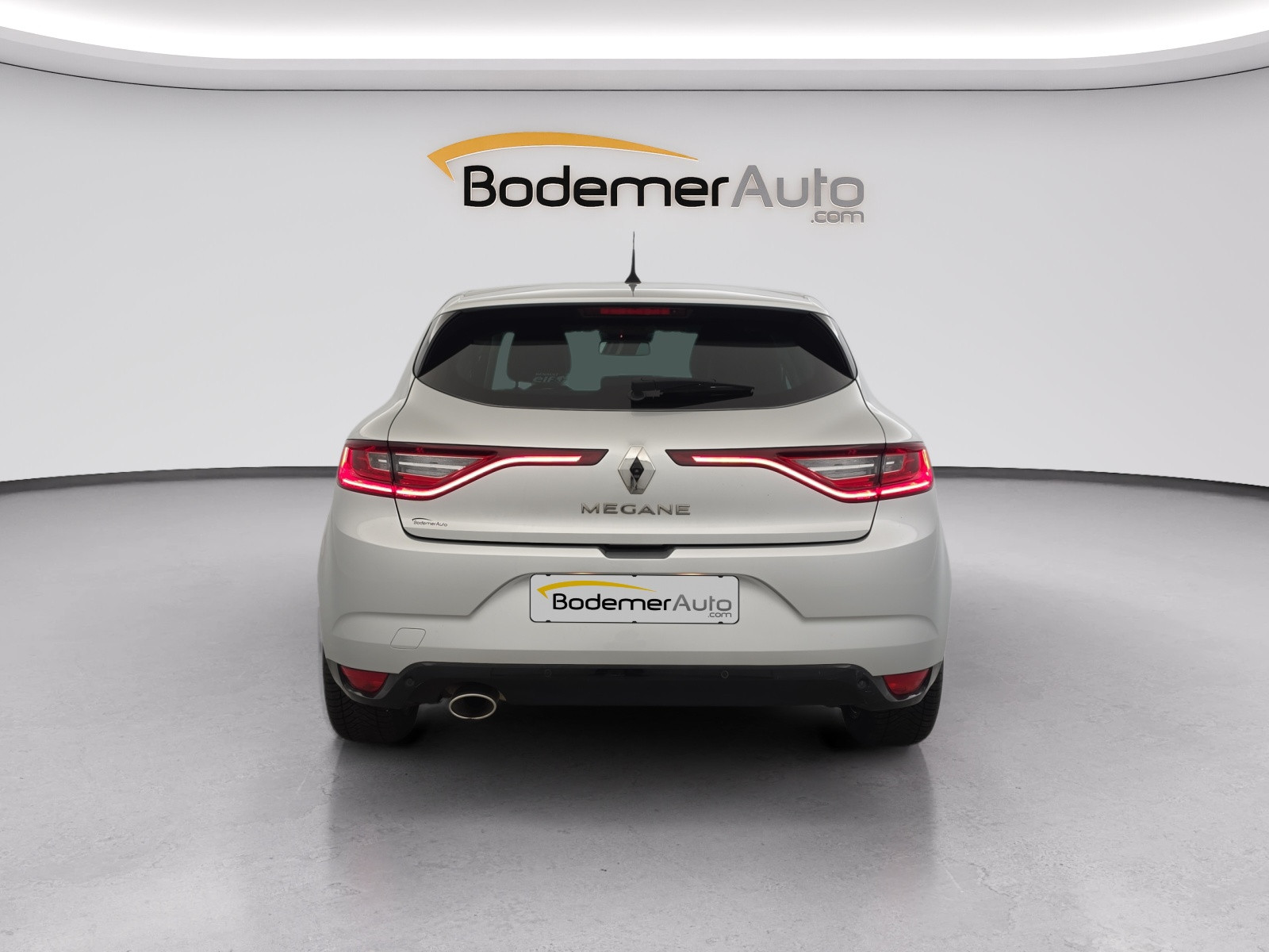 Vente en ligne Renault Megane 4 Mégane IV Berline Blue dCi 115 EDC au prix de 13 400 €