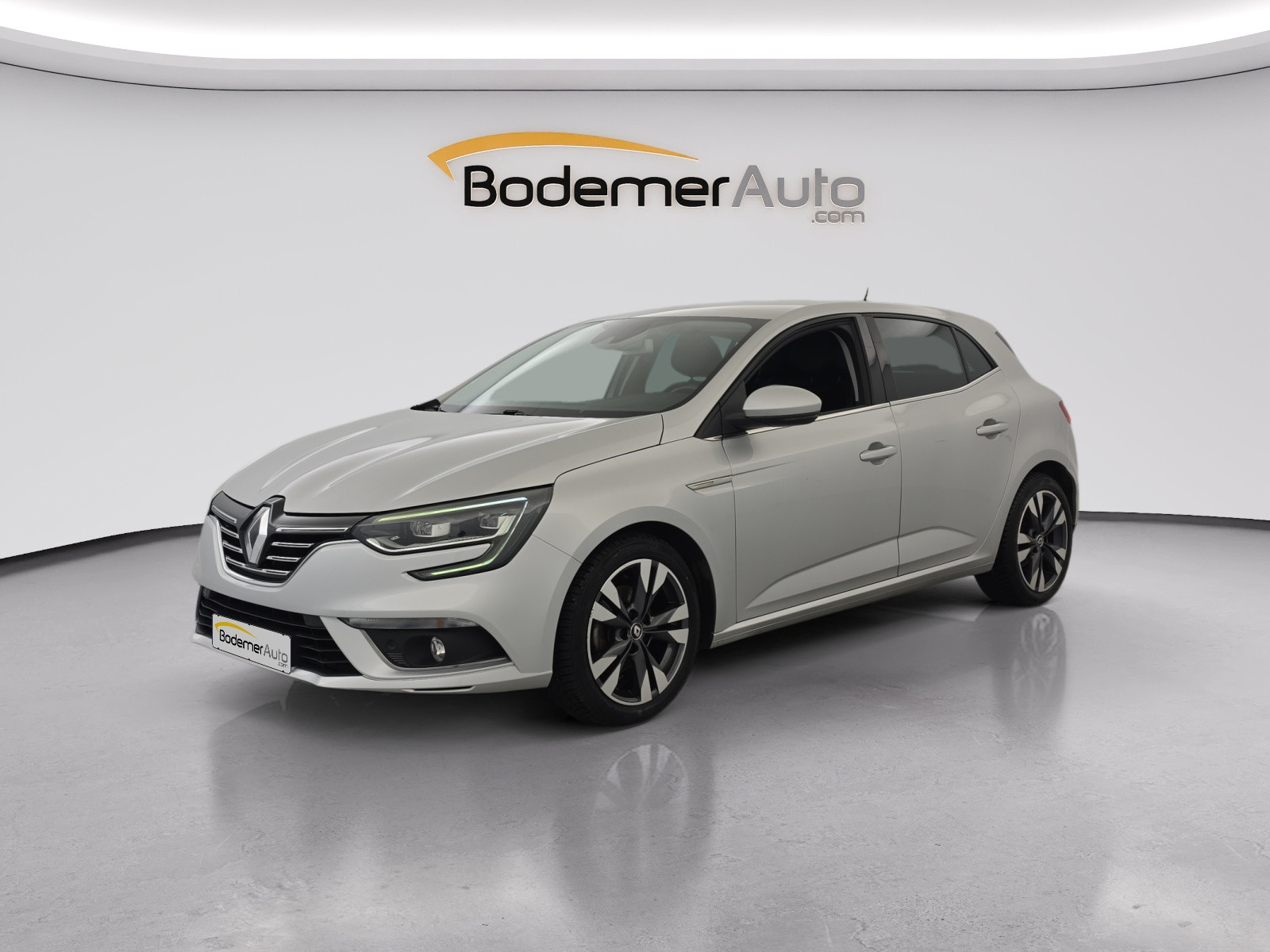 Renault Megane 4 Mégane IV Berline Blue dCi 115 EDC occasion de 2019 en vente à Brest
