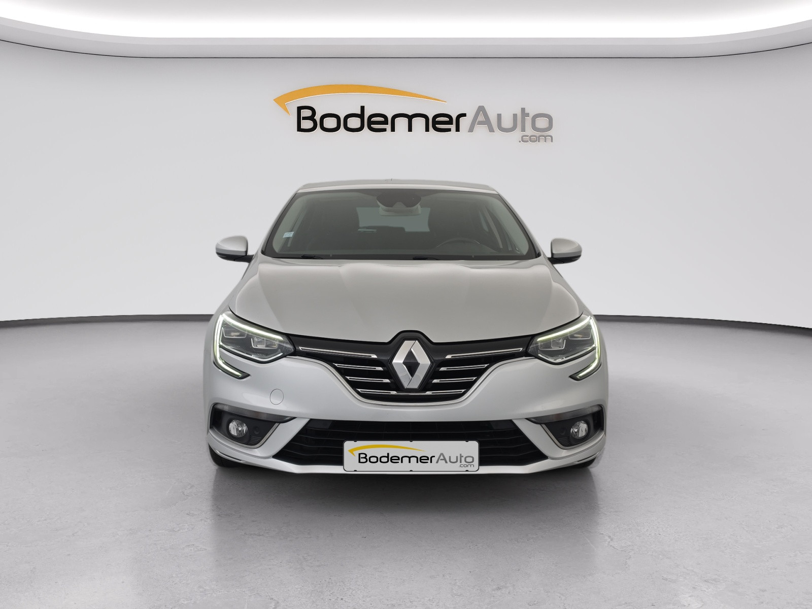 Vente en ligne Renault Megane 4 Mégane IV Berline Blue dCi 115 EDC au prix de 13 400 €