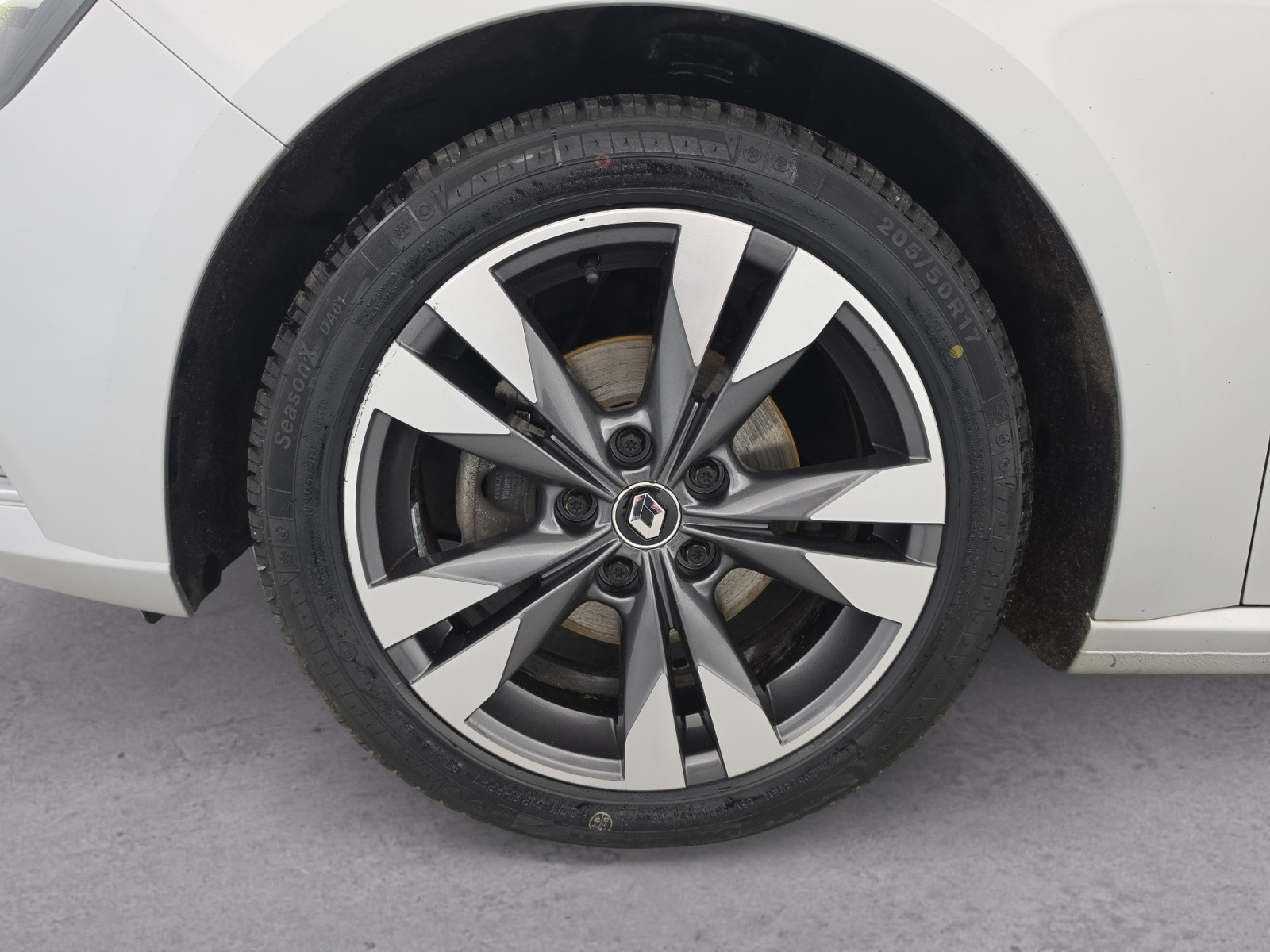Vente en ligne Renault Megane 4 Mégane IV Berline Blue dCi 115 EDC au prix de 13 400 €