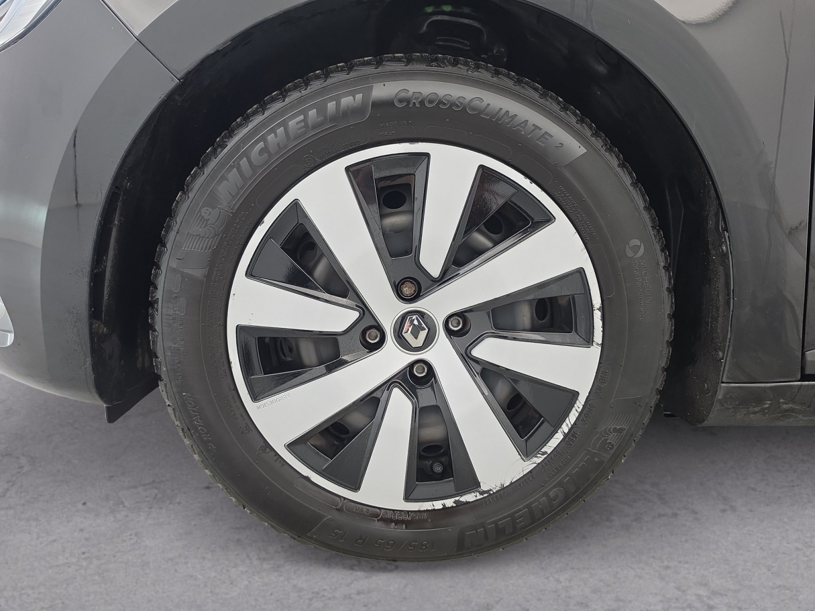 Vente en ligne Renault Clio 5 Clio TCe 90 au prix de 13 900 €