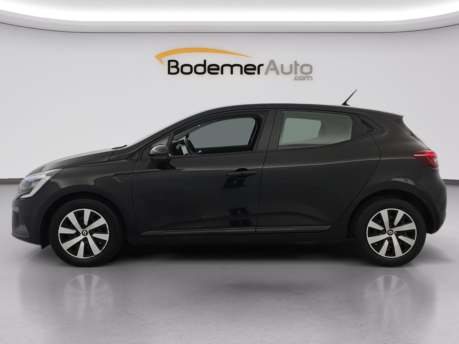 Vente en ligne Renault Clio 5 Clio TCe 90 au prix de 13 900 €