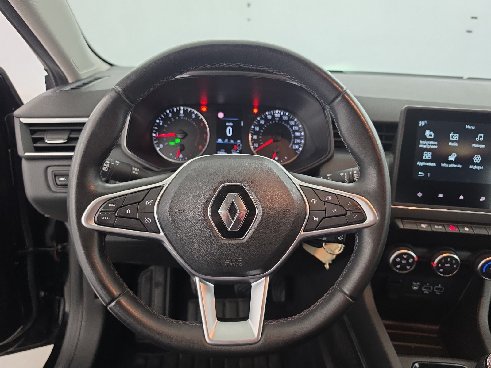 Vente en ligne Renault Clio 5 Clio TCe 90 au prix de 13 900 €