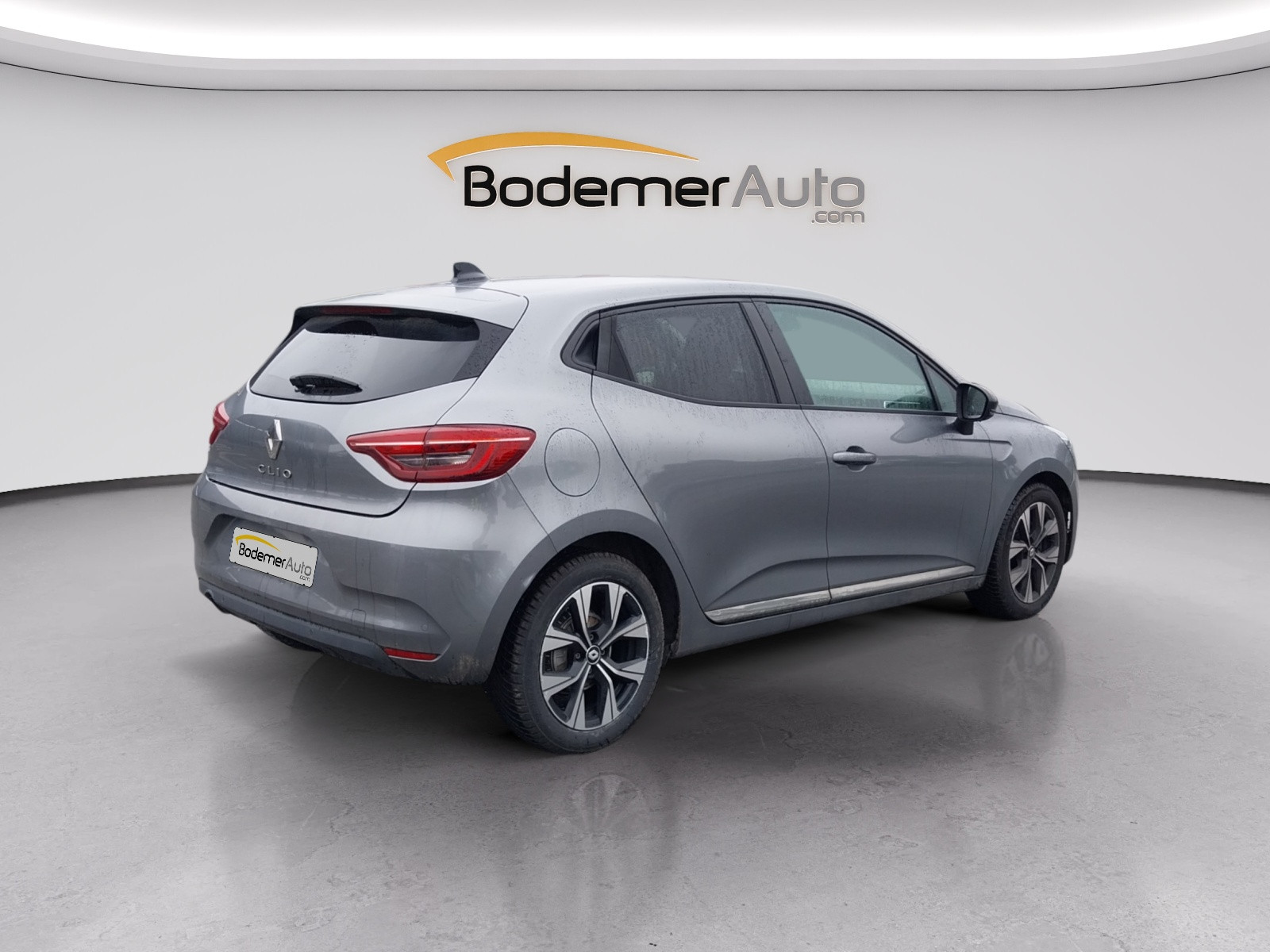 Vente en ligne Renault Clio 5 Clio Blue dCi 100 au prix de 13 990 €