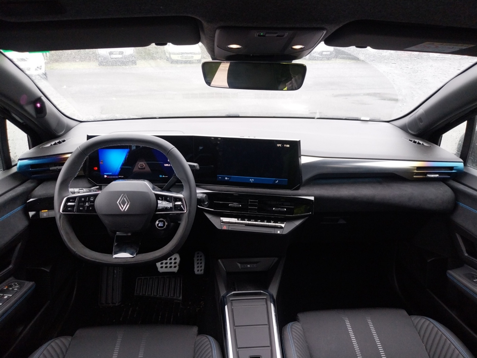 Vente en ligne Renault Clio 6 Clio E-Tech full hybrid 160 ch au prix de 28 490 €