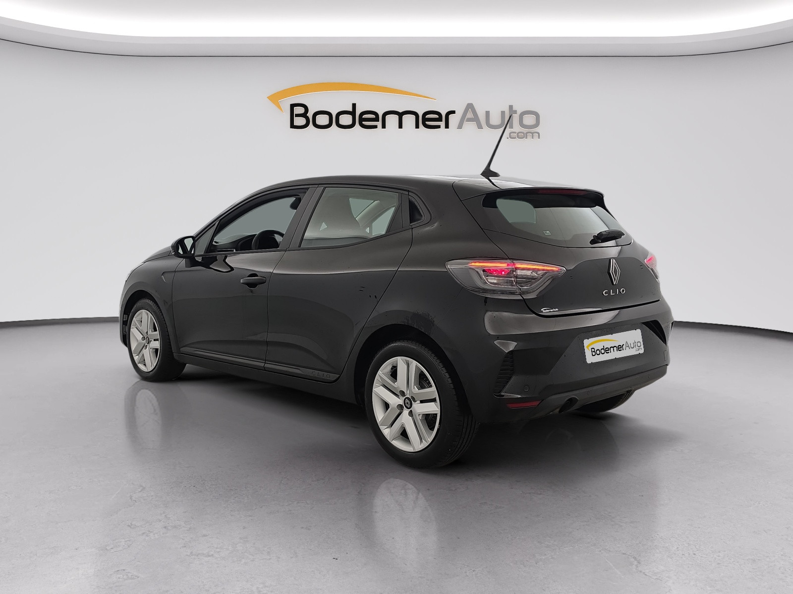 Vente en ligne Renault Clio 5 Clio Blue dCi 100 ch GSR2 au prix de 16 990 €
