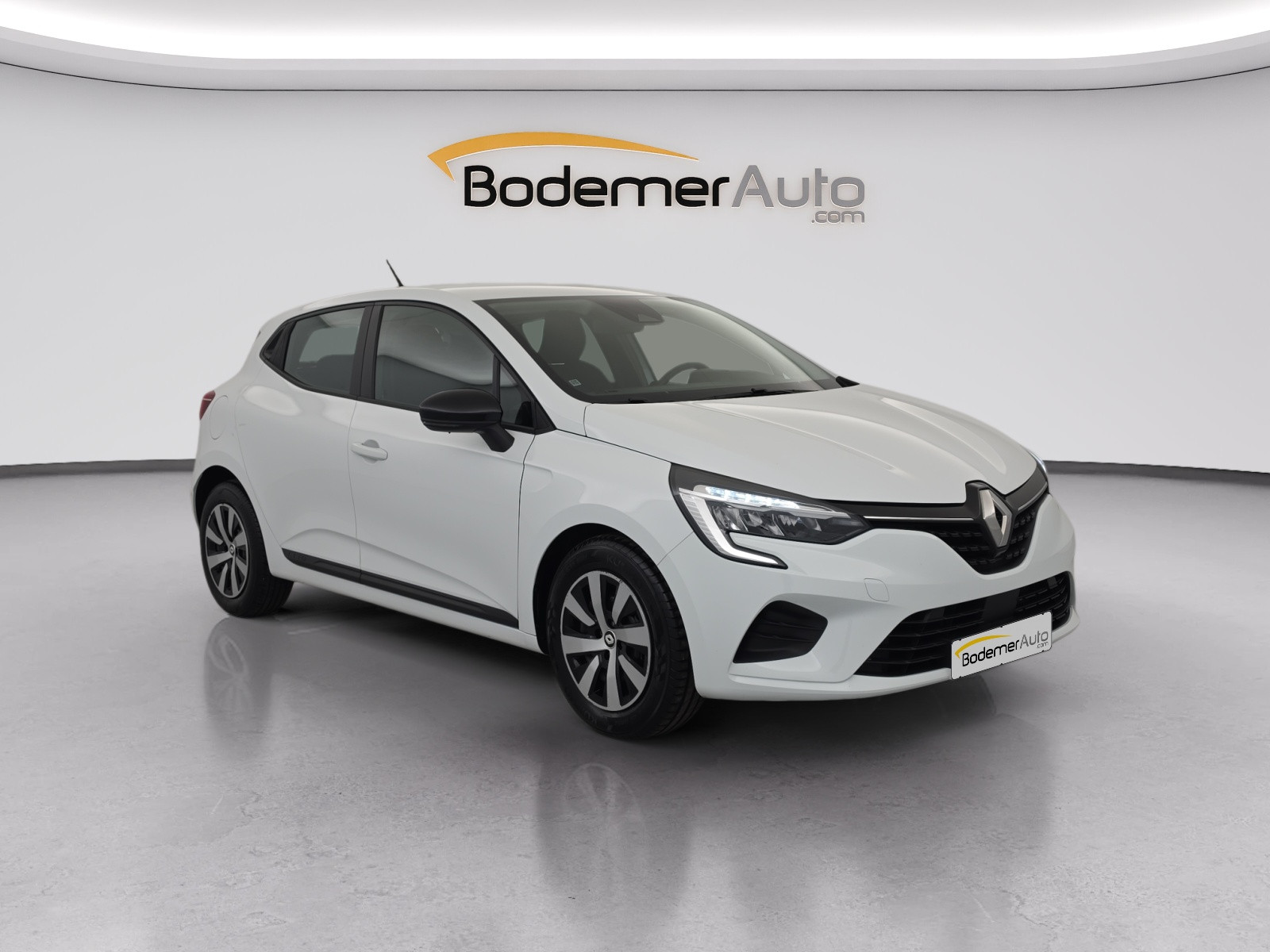 Vente en ligne Renault Clio 5 Clio TCe 90 au prix de 13 900 €