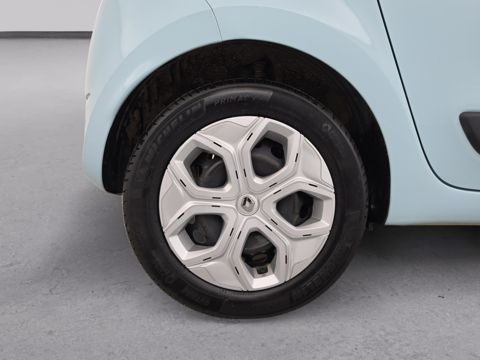 Vente en ligne Renault Twingo Electrique Twingo III E-Tech au prix de 12 990 €