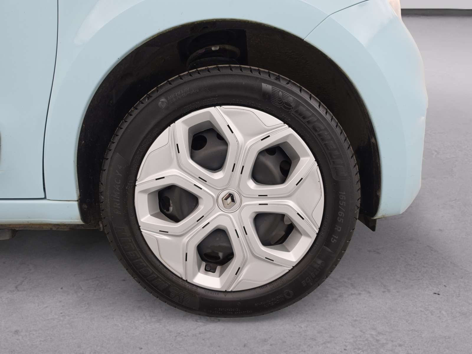Vente en ligne Renault Twingo Electrique Twingo III E-Tech au prix de 12 990 €