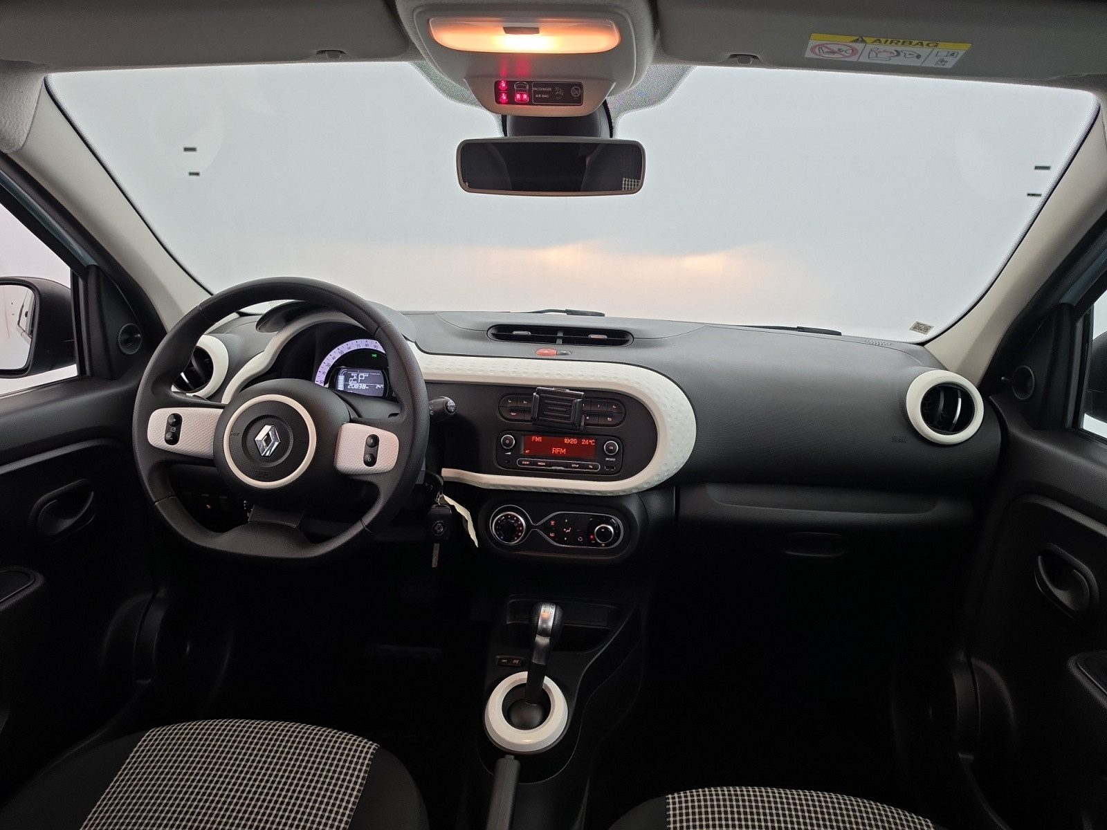 Vente en ligne Renault Twingo Electrique Twingo III E-Tech au prix de 12 990 €