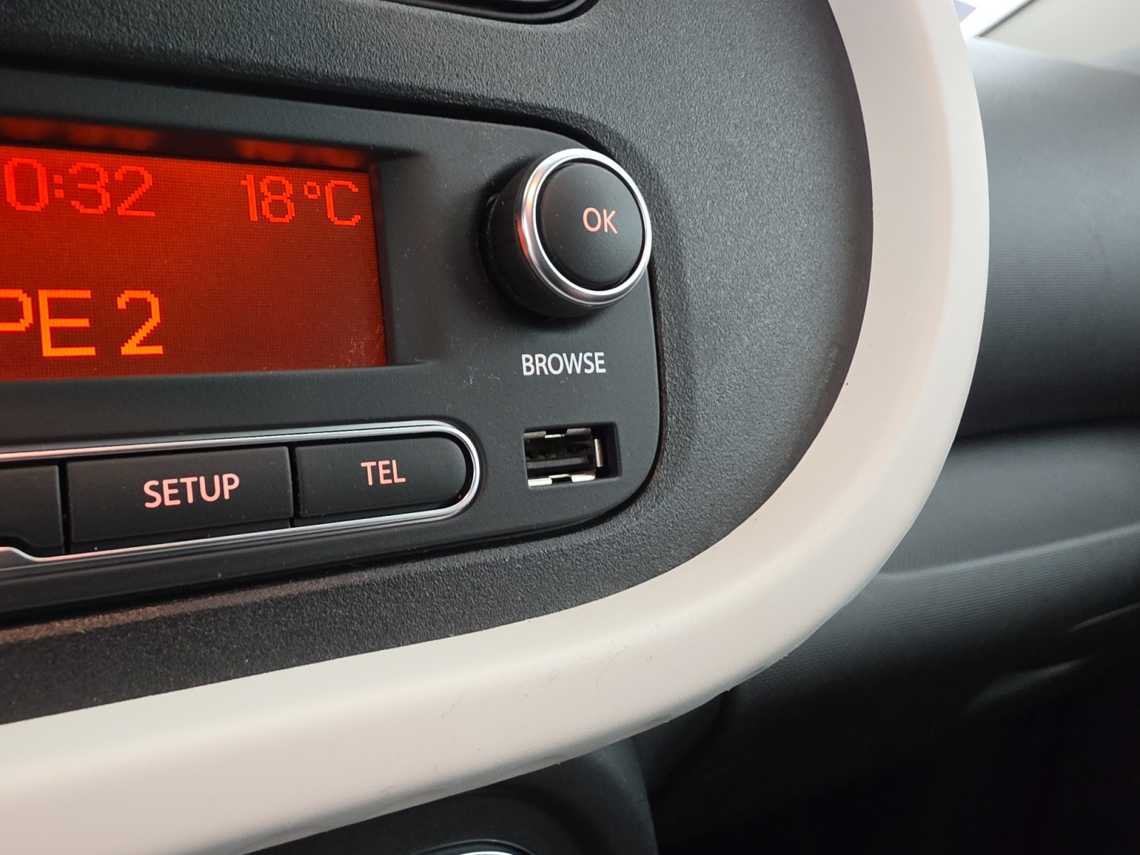 Vente en ligne Renault Twingo Electrique Twingo III E-Tech au prix de 12 900 €