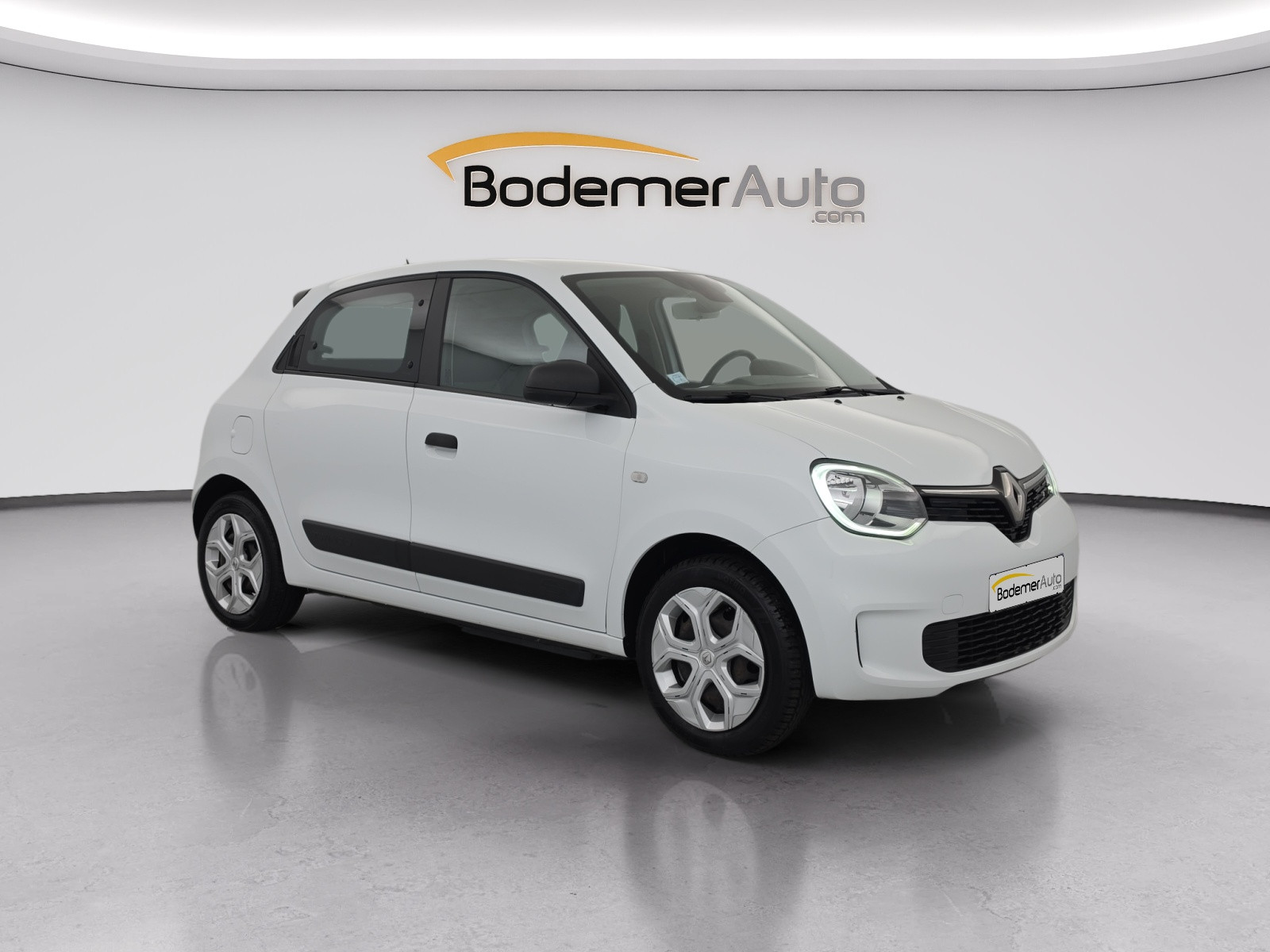 Vente en ligne Renault Twingo Electrique Twingo III E-Tech au prix de 12 900 €