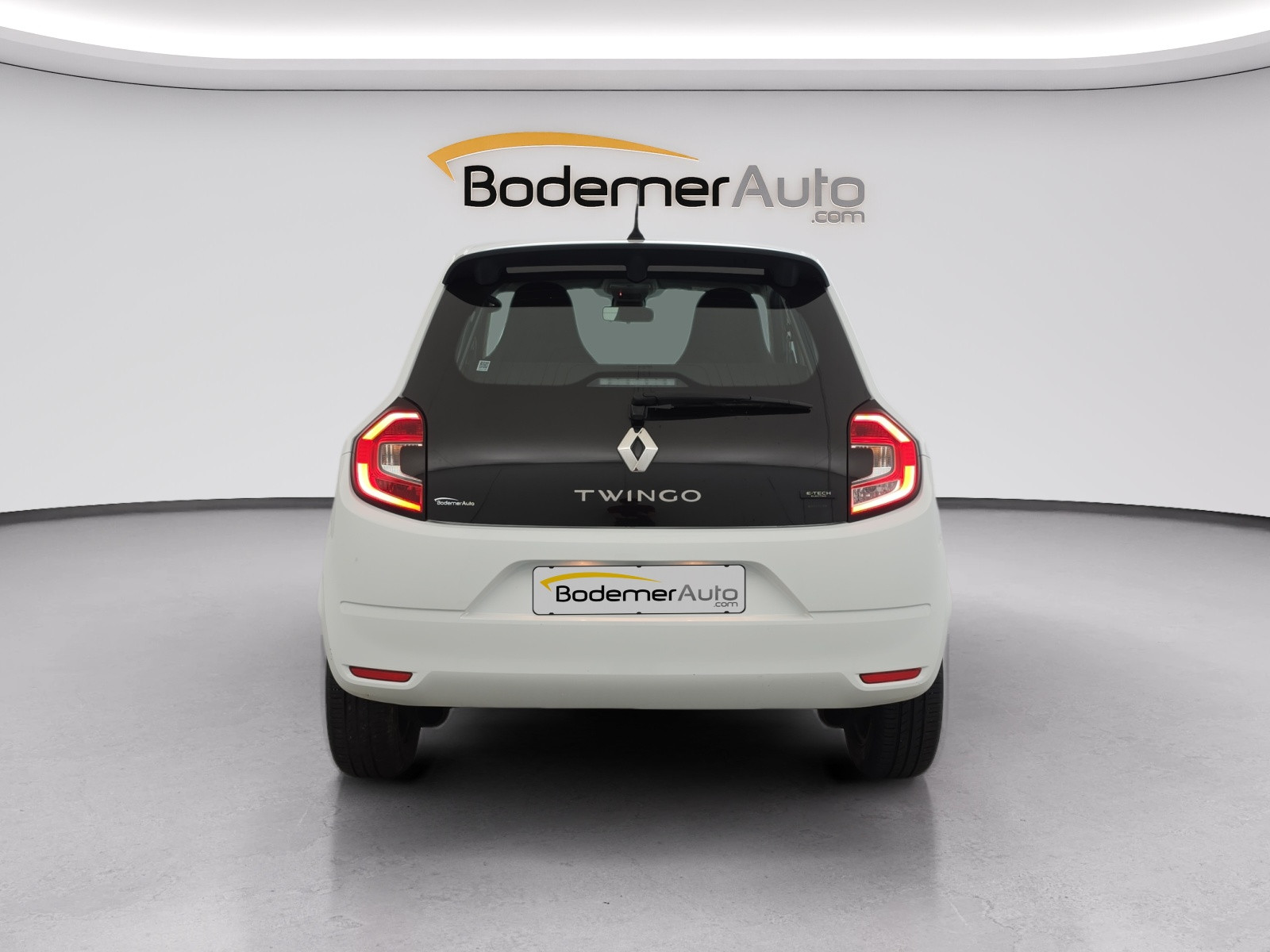 Vente en ligne Renault Twingo Electrique Twingo III E-Tech au prix de 12 900 €