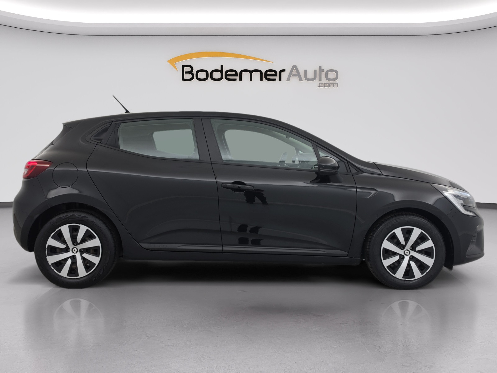 Vente en ligne Renault Clio 5 Clio TCe 90 au prix de 14 490 €