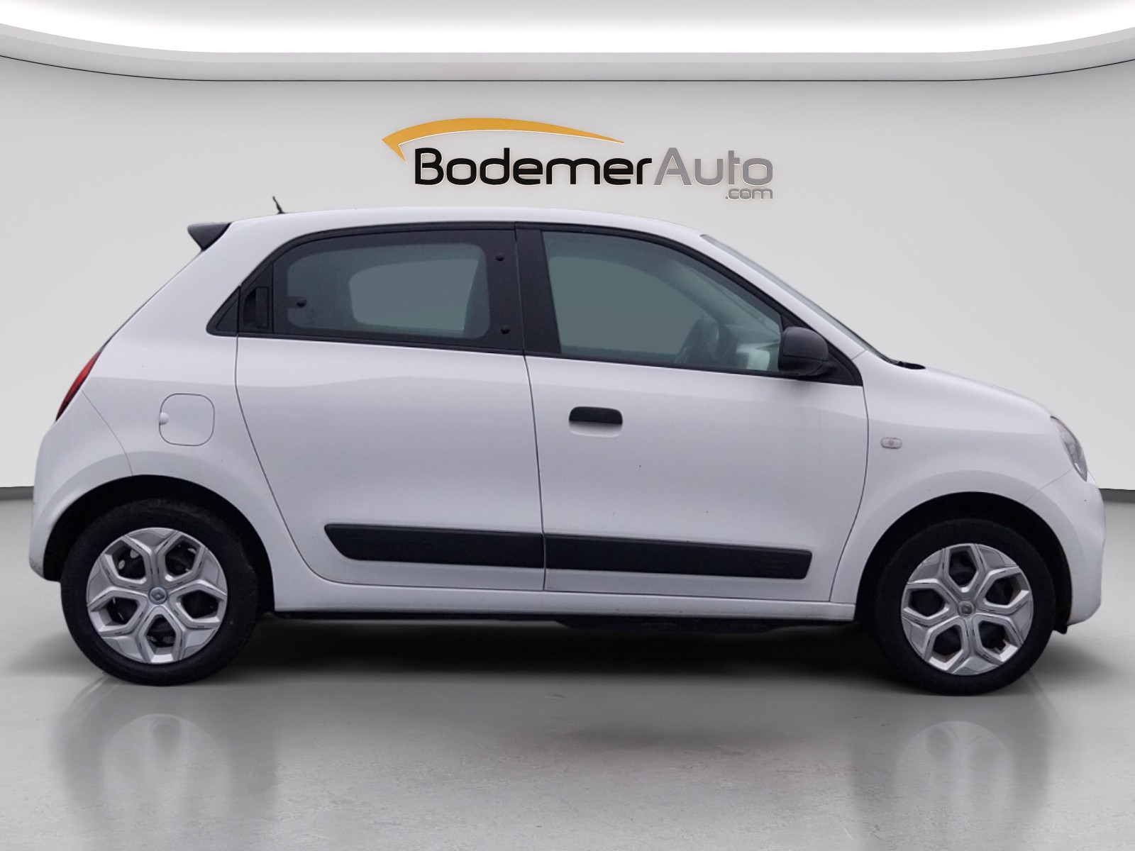 Vente en ligne Renault Twingo Electrique Twingo III E-Tech au prix de 11 990 €