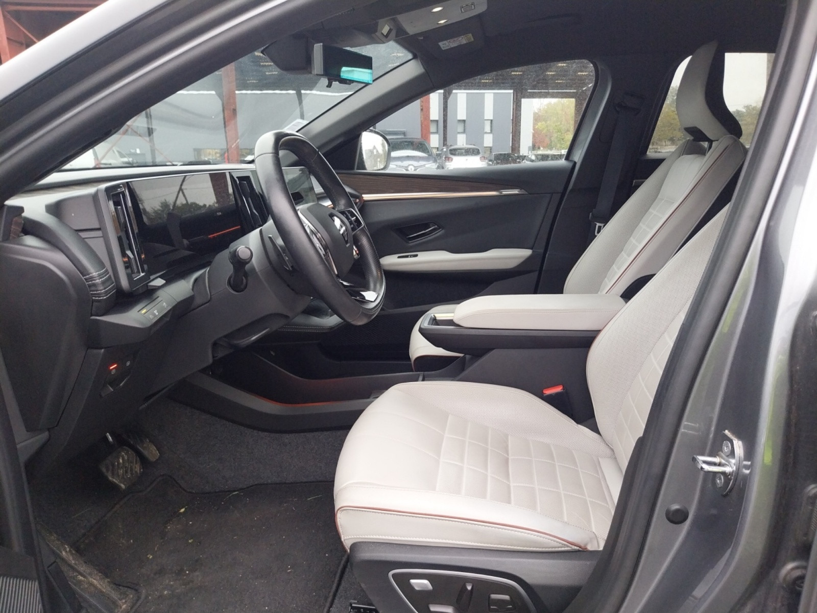 Vente en ligne Renault Megane E-Tech  EV60 220 ch super charge au prix de 25 990 €