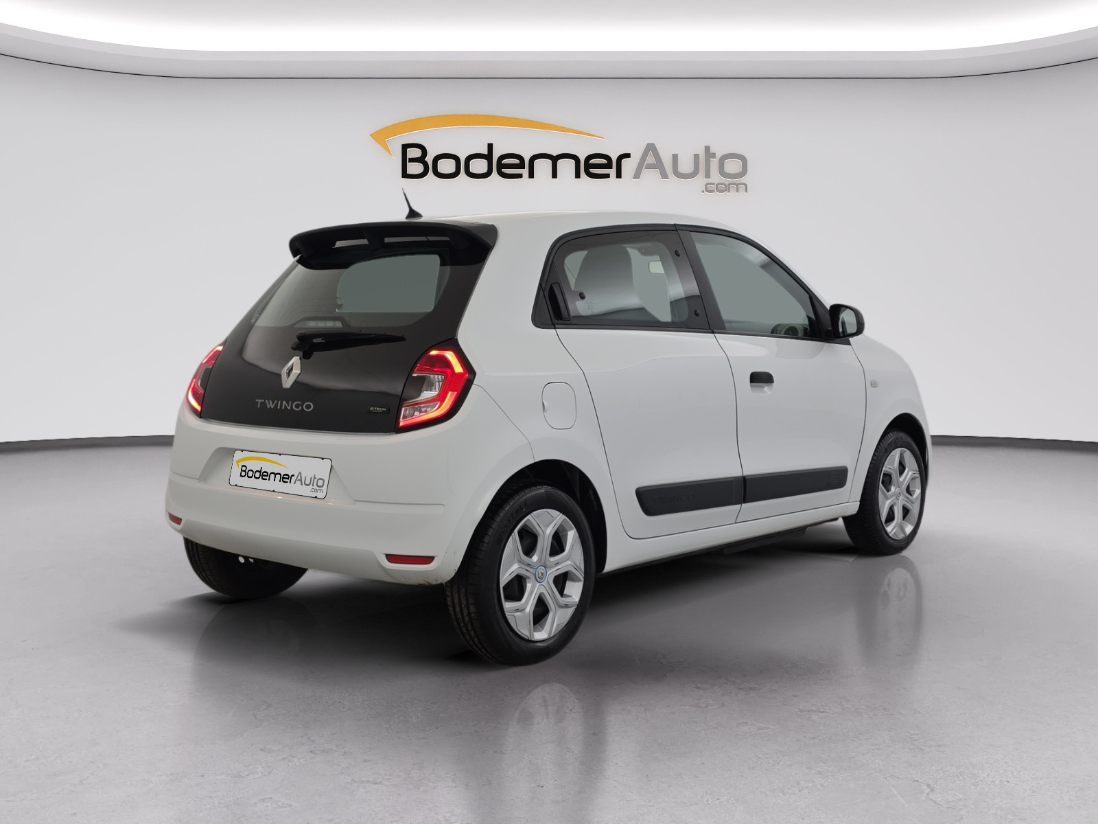 Vente en ligne Renault Twingo Electrique Twingo III E-Tech au prix de 11 990 €