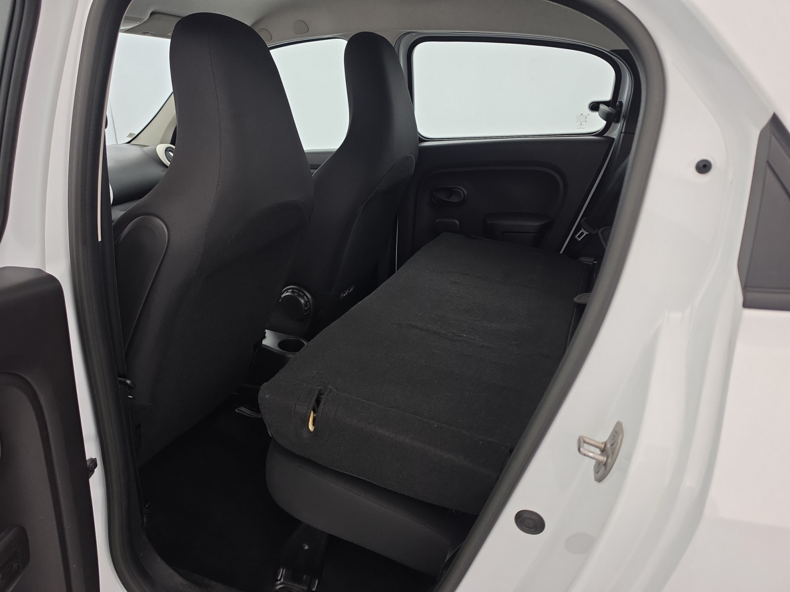 Vente en ligne Renault Twingo Electrique Twingo III E-Tech au prix de 11 990 €