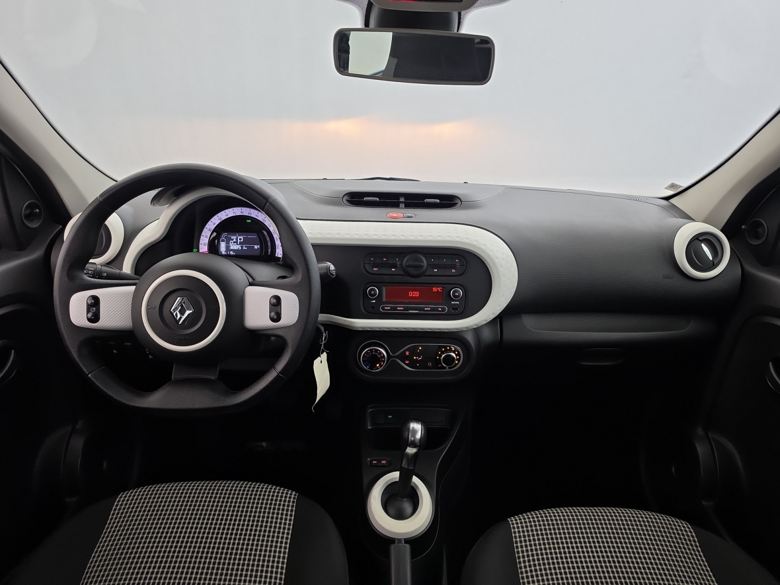 Vente en ligne Renault Twingo Electrique Twingo III E-Tech au prix de 11 990 €