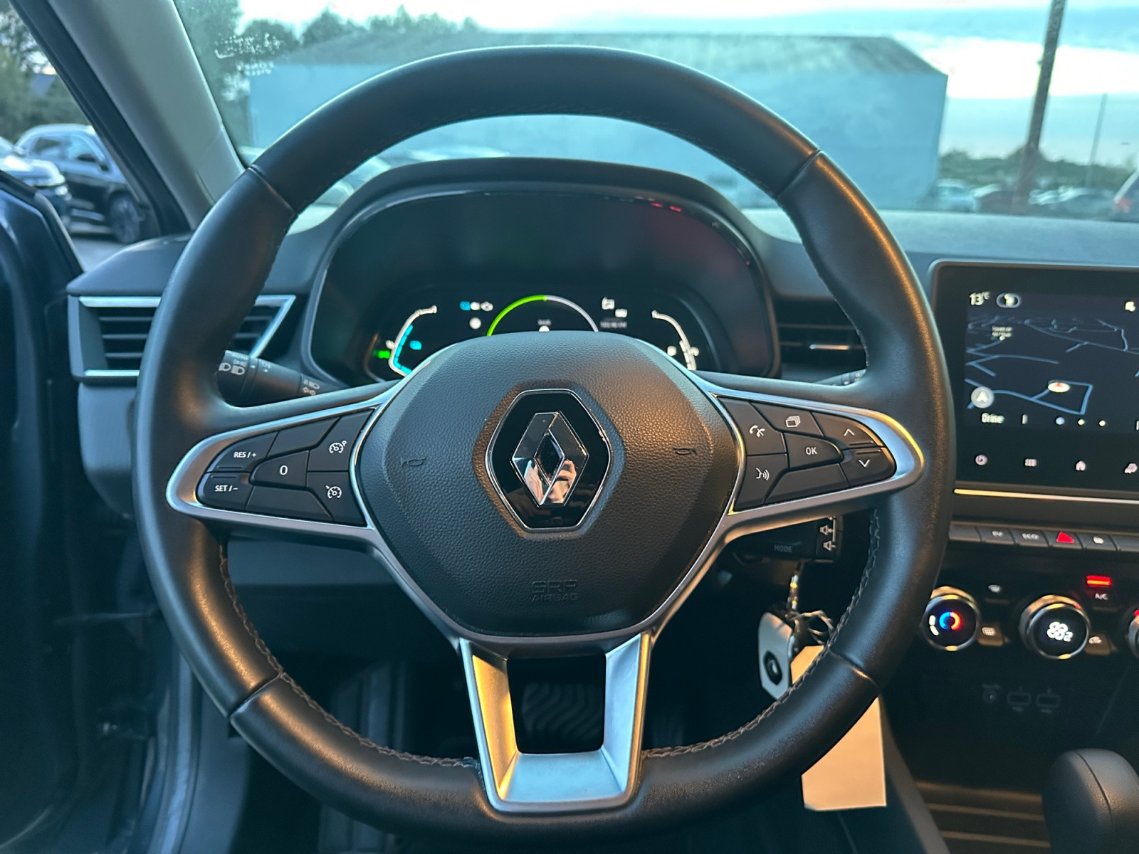 Vente en ligne Renault Clio 5 Clio E-Tech 140 - 21N au prix de 15 990 €