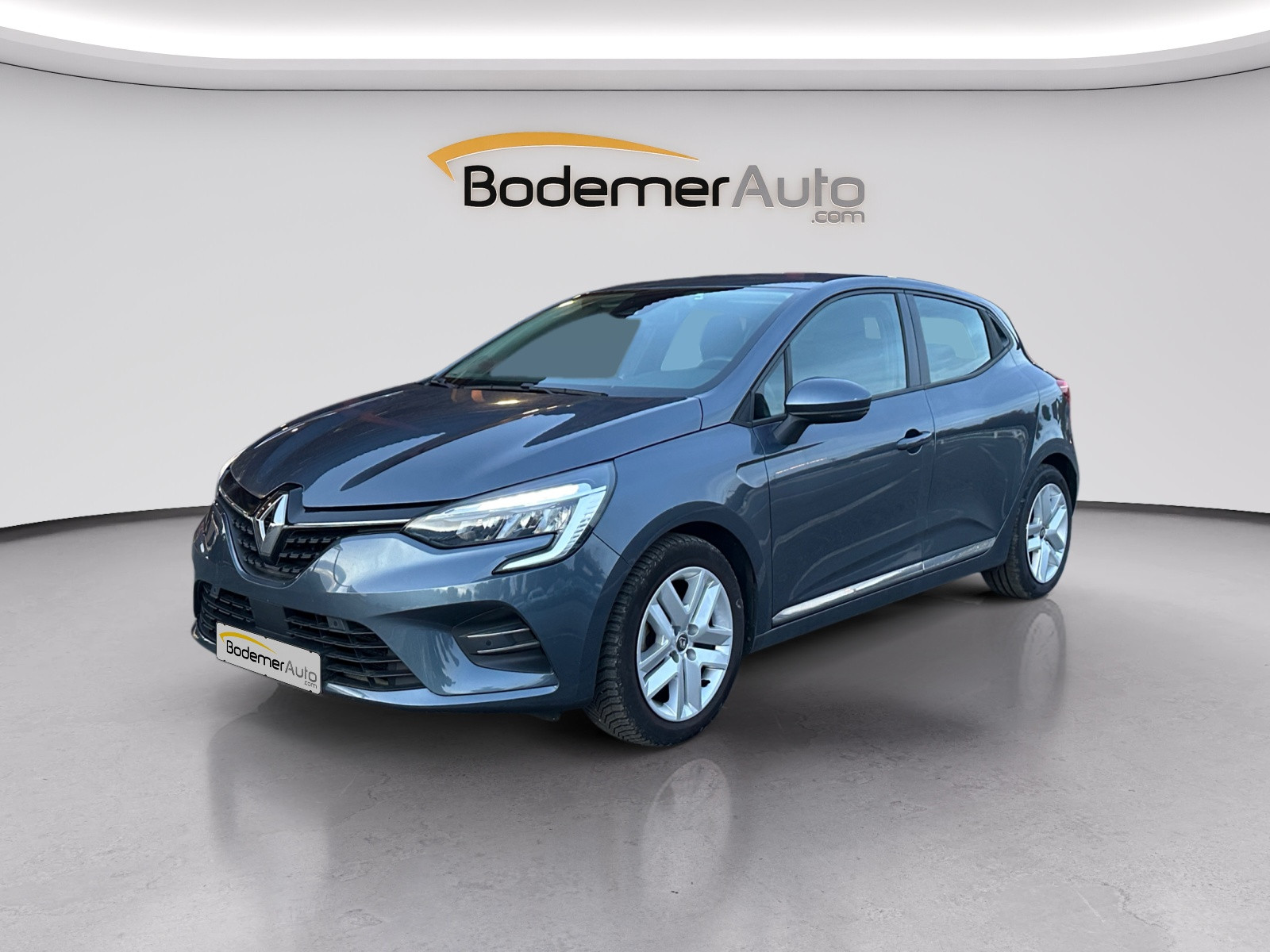 Renault Clio 5 Clio E-Tech 140 - 21N occasion de 2022 en vente à Brest