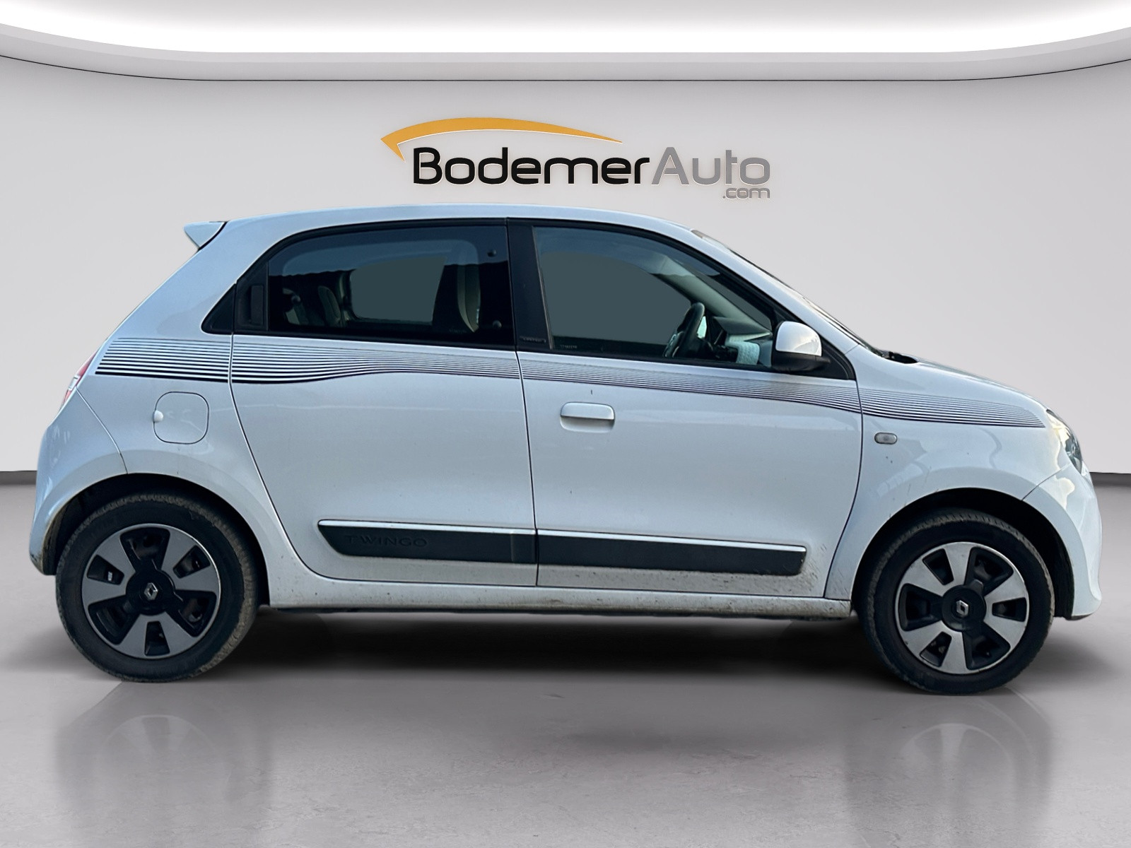 Vente en ligne Renault Twingo 3  1.0 SCe 70 E6C au prix de 8 990 €