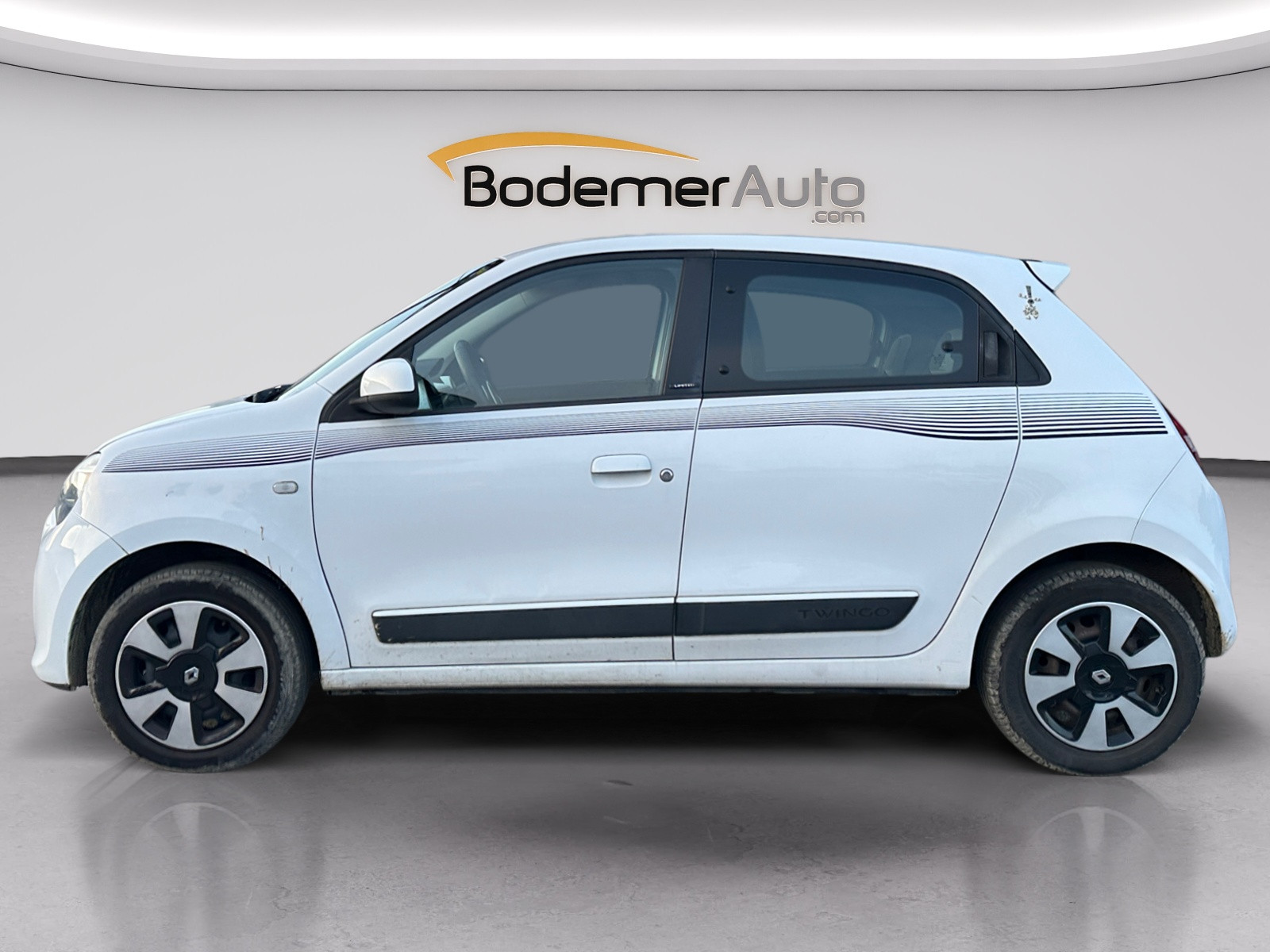 Vente en ligne Renault Twingo 3  1.0 SCe 70 E6C au prix de 8 990 €